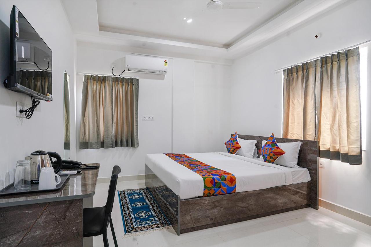 Hotel Fabhotel 27 - Hitech Hyderabad