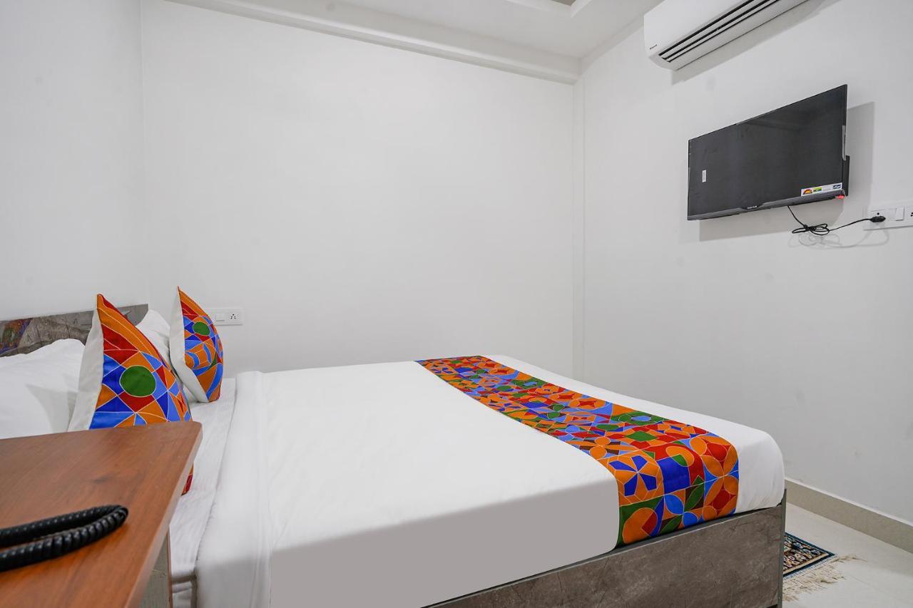 Fabhotel 27 - Hitech