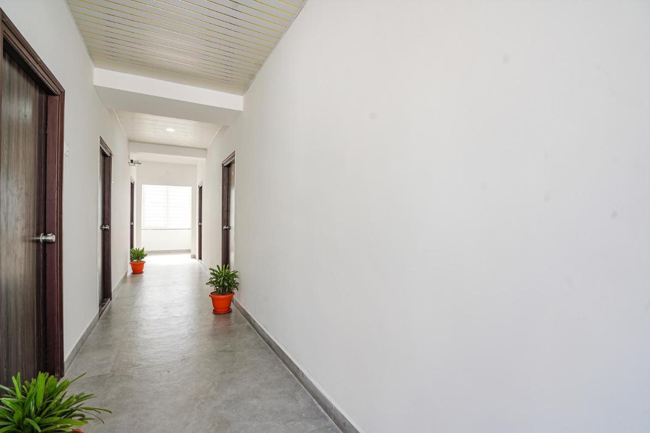 Hotel Fabhotel 27 - Hitech 3*