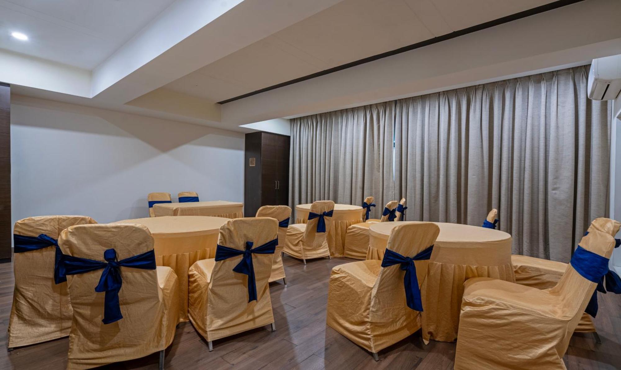 Treebo Acsys, Gachibowli 3*