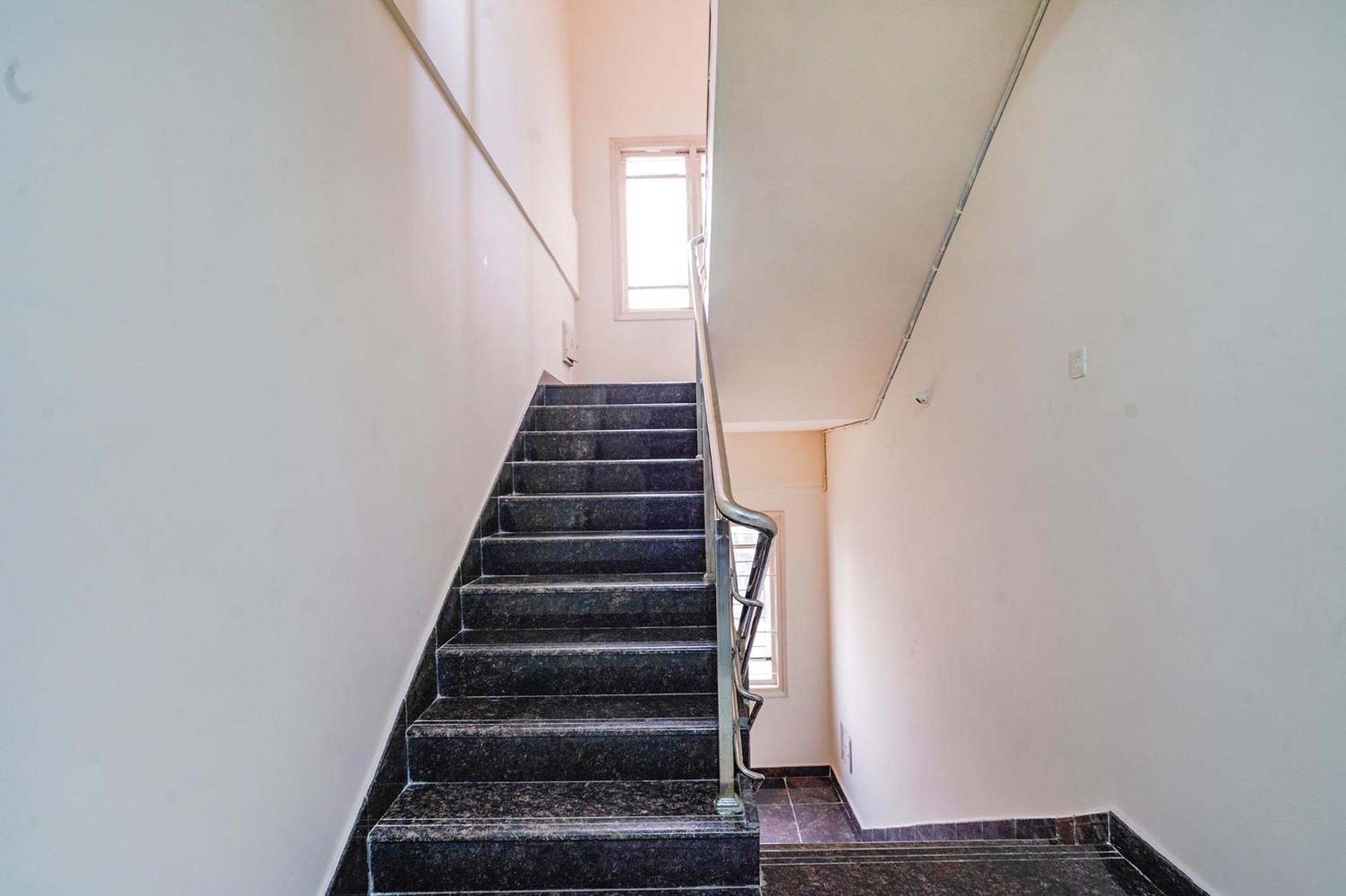 Fabhotel Q - Nr Kavuri Hills, Madhapur 3* Hyderabad