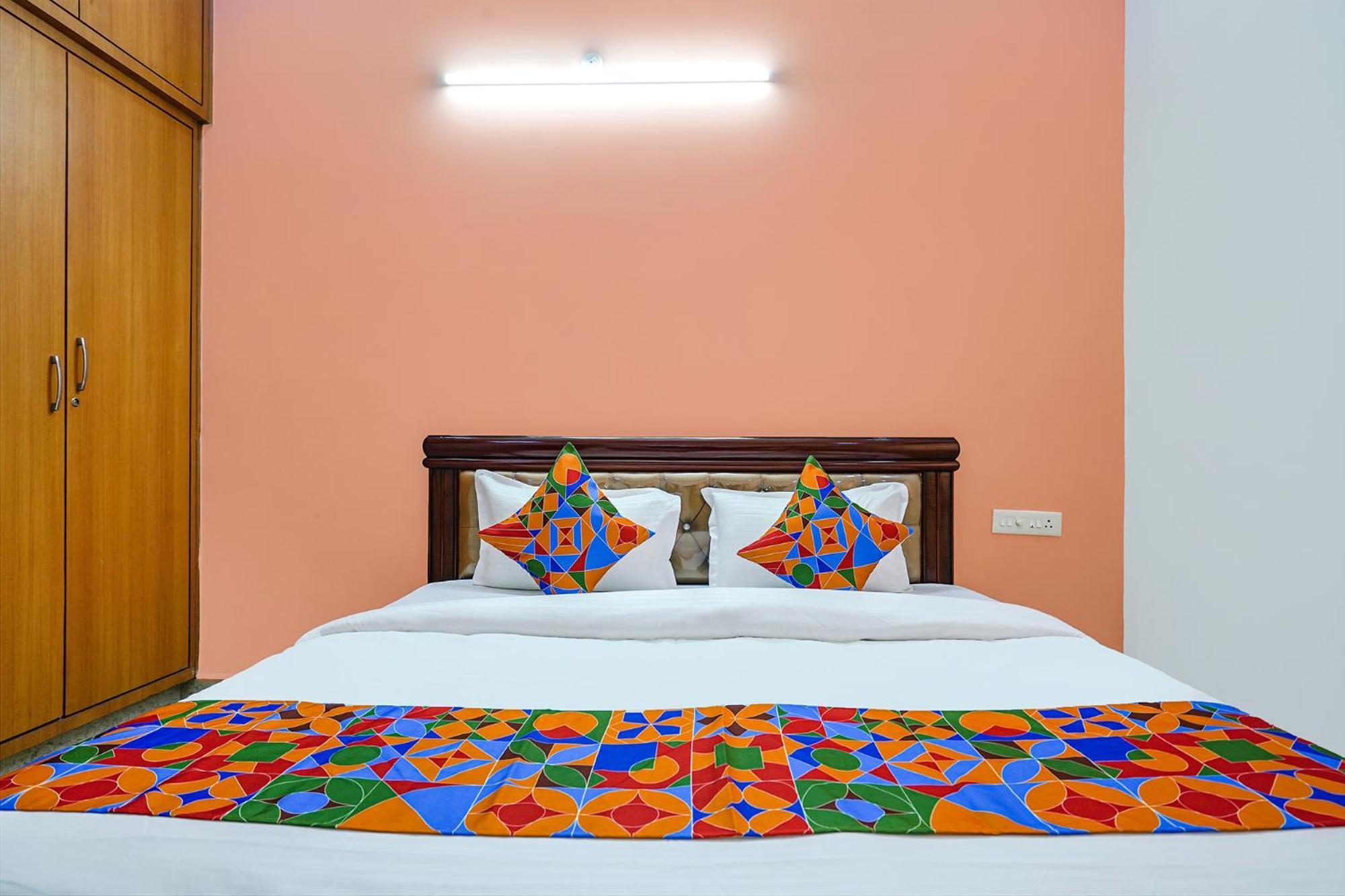 Fabhotel Q - Nr Kavuri Hills, Madhapur