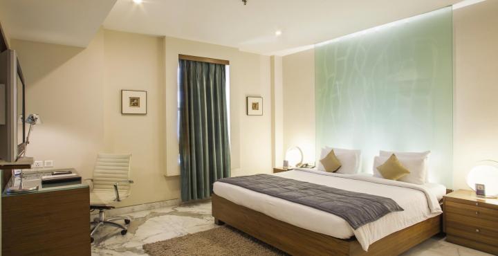 The Manohar Hotel
