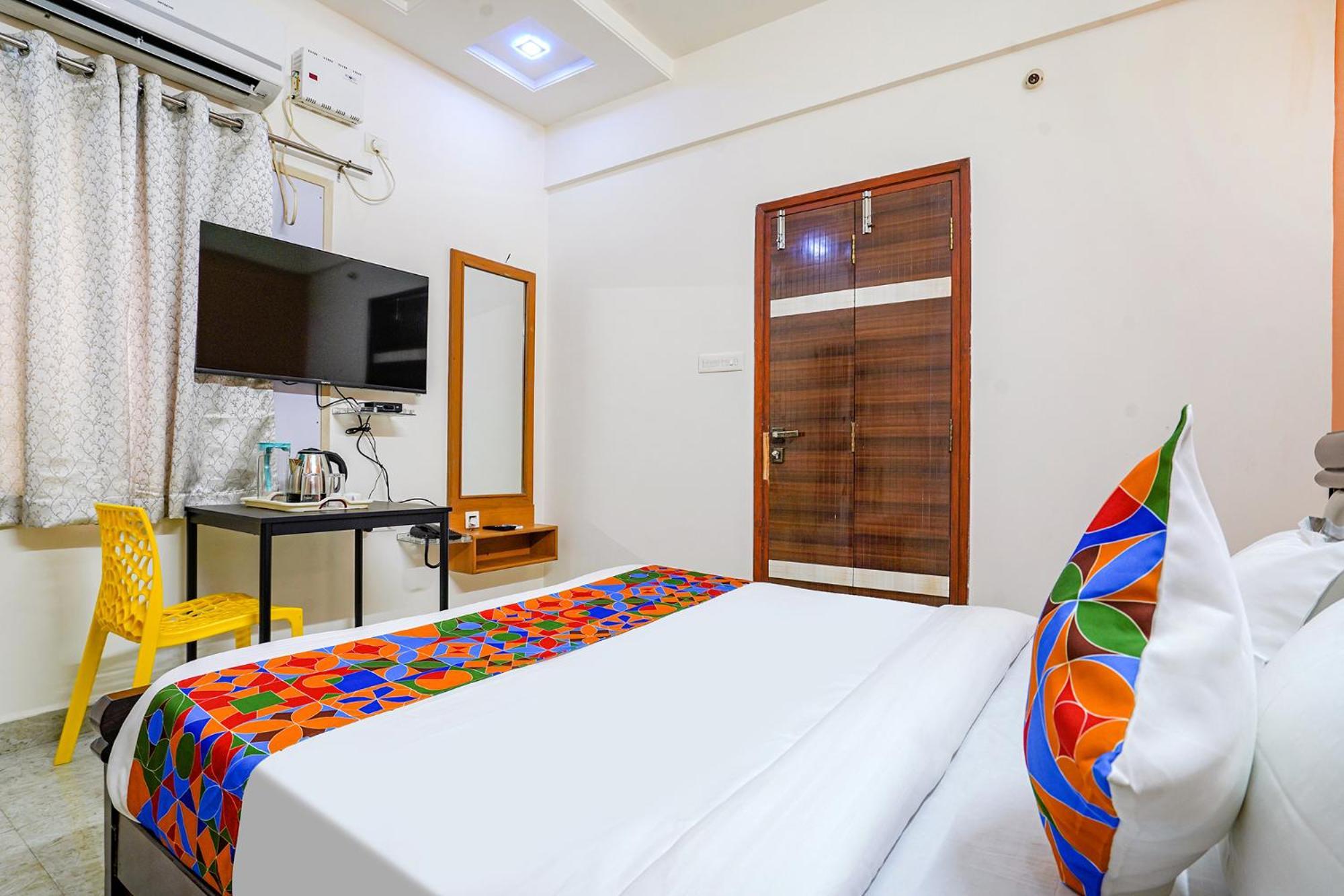 Fabhotel Q - Nr Kavuri Hills, Madhapur Hotel Hyderabad