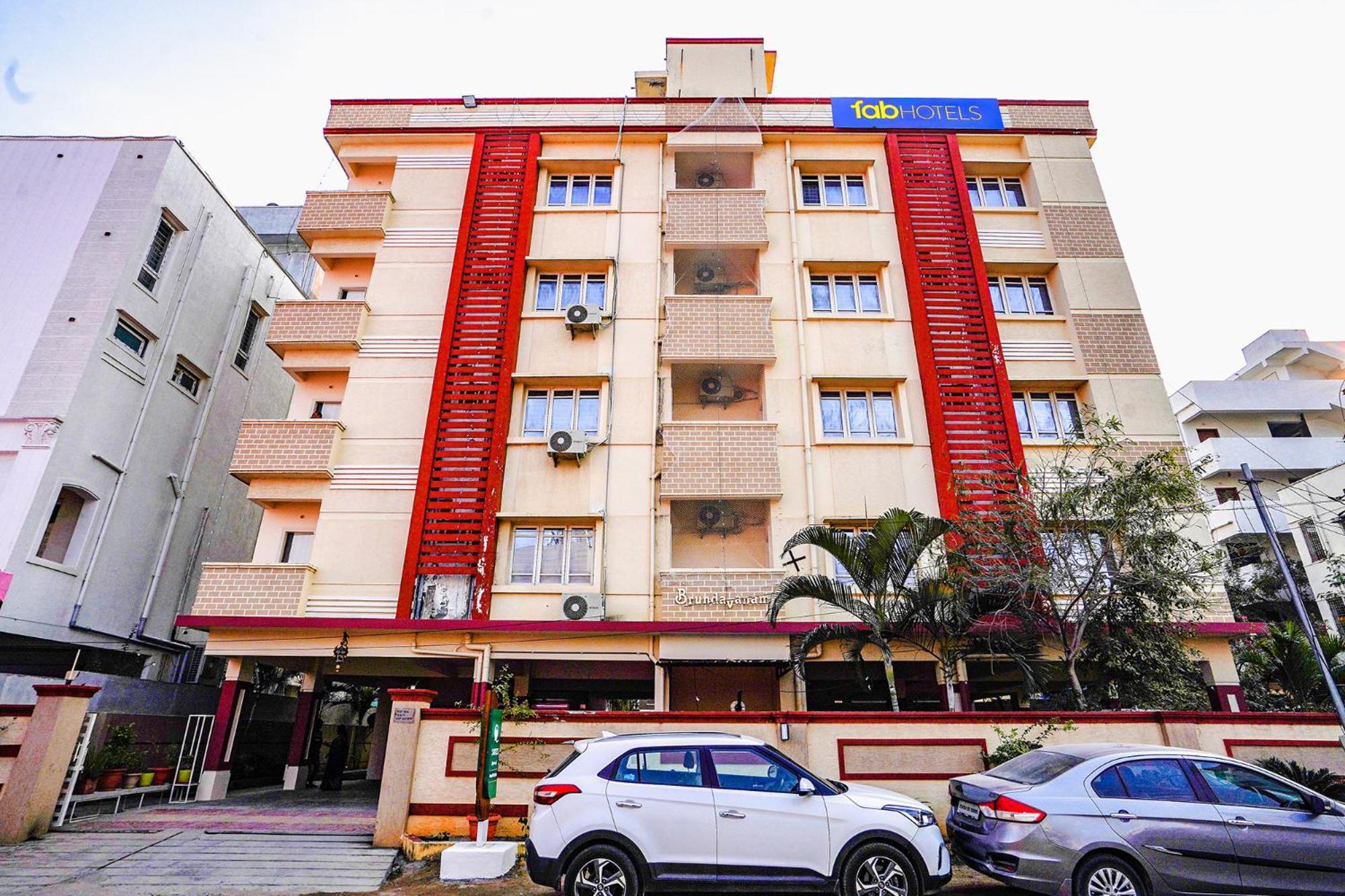 Fabhotel Q - Nr Kavuri Hills, Madhapur