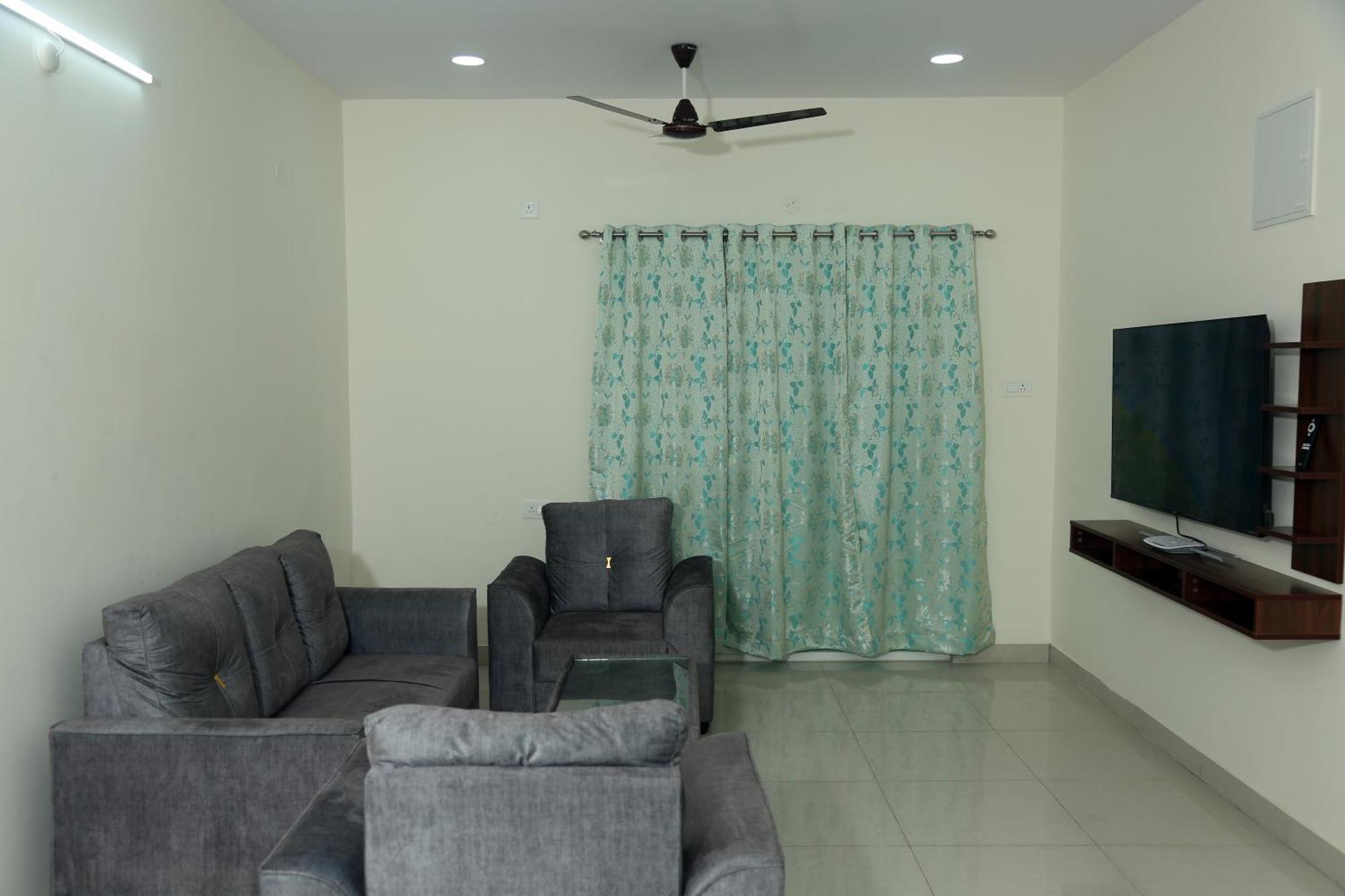 Mee Homes Serviced In Madhapur Penthouse Apartment *