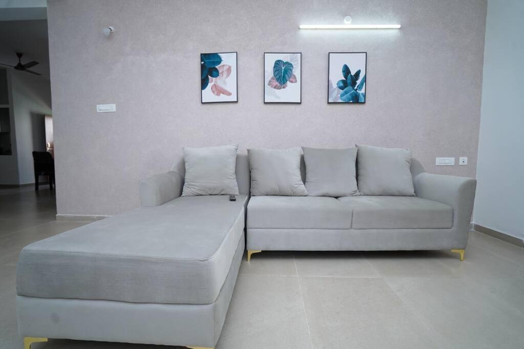 Chez Moi - 2bhk, Near Us Embassy, Gachibowli Hyderabad