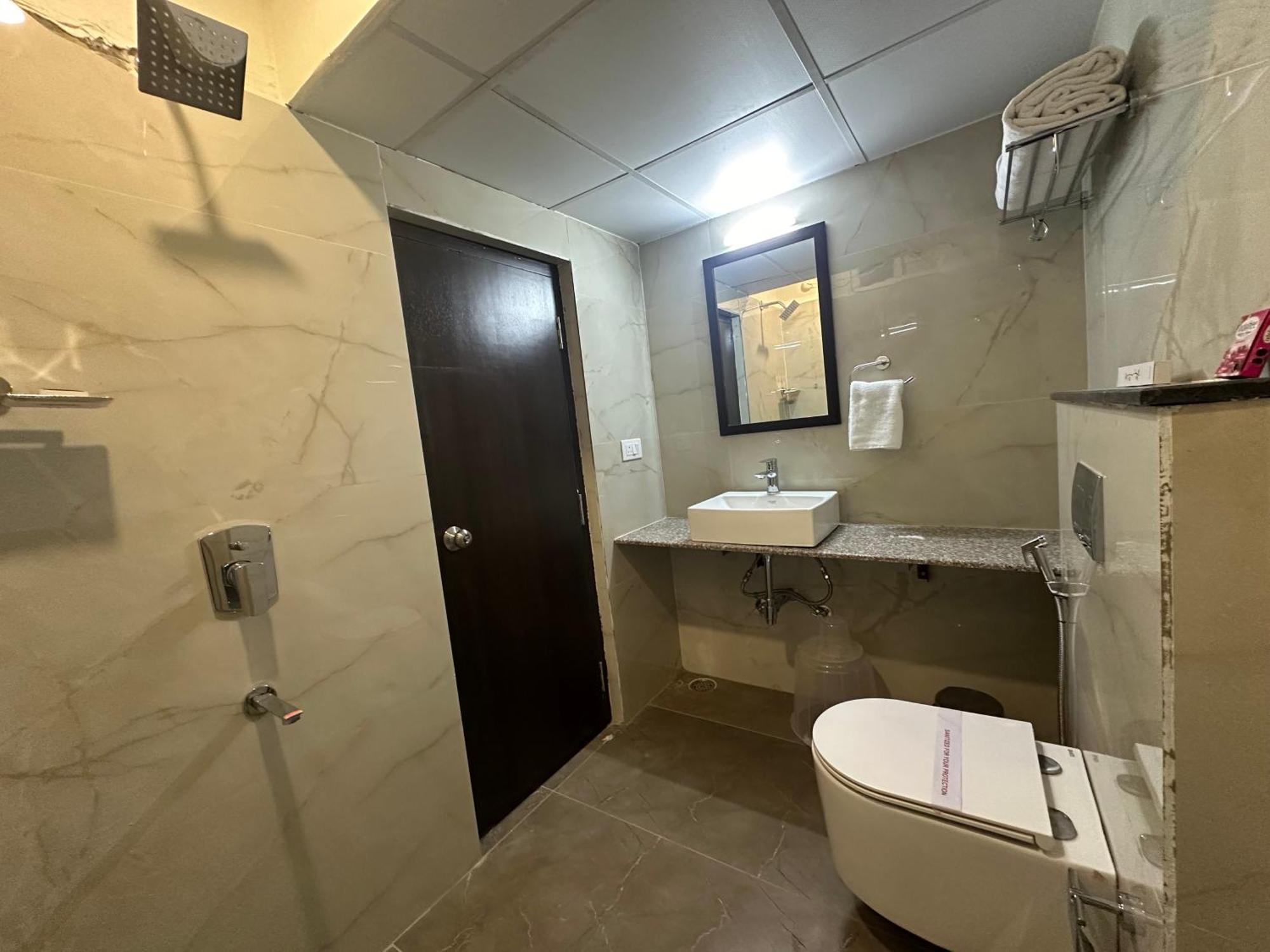 Landridge - Hitech Hotel