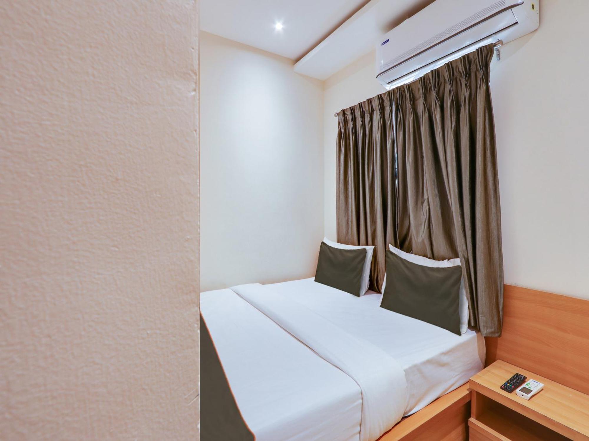 Super Collection O Hills Hotel Hyderabad