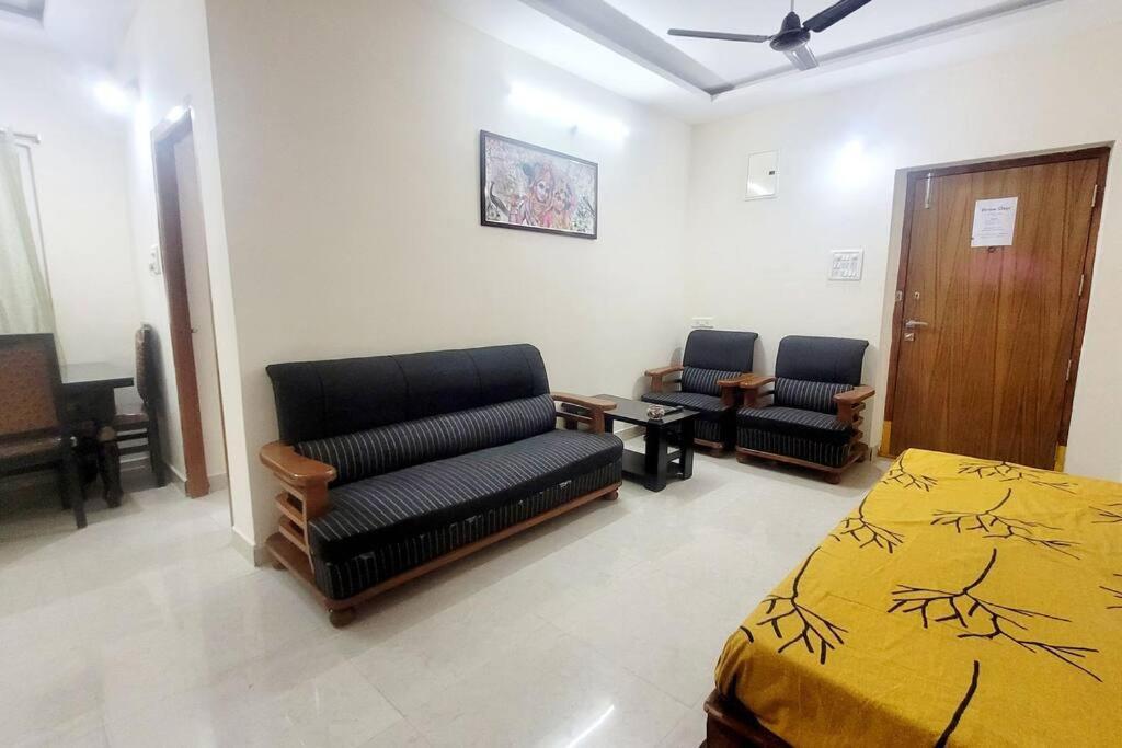 Apartment Verizon 2bhk Close To Jntu Hyderabad