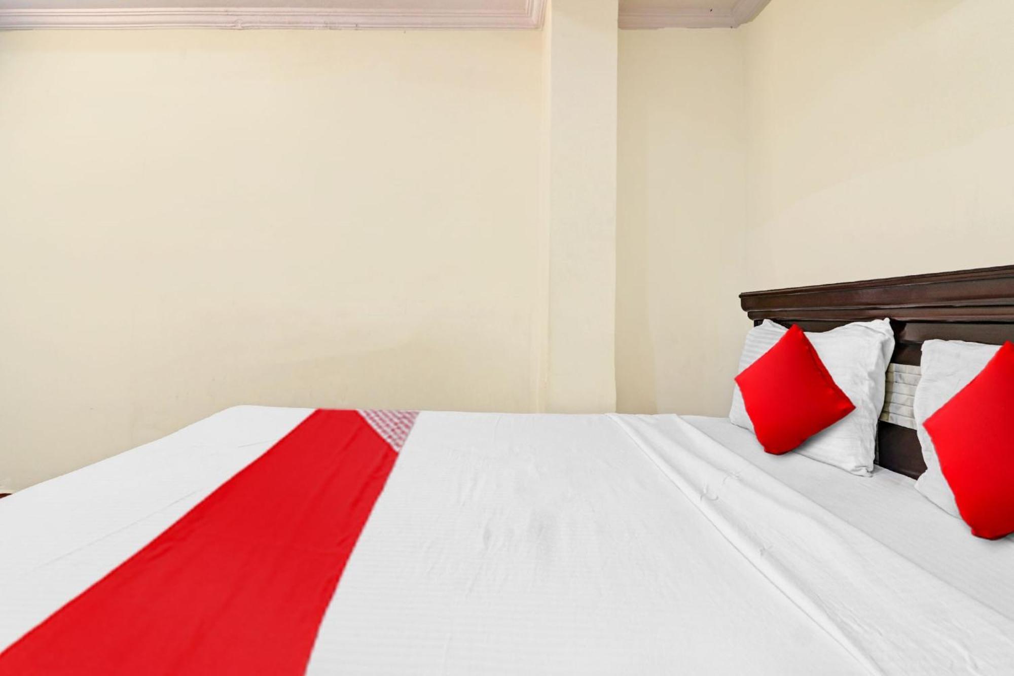 Collection O Sai Paradise Luxury Rooms Hotel 3*