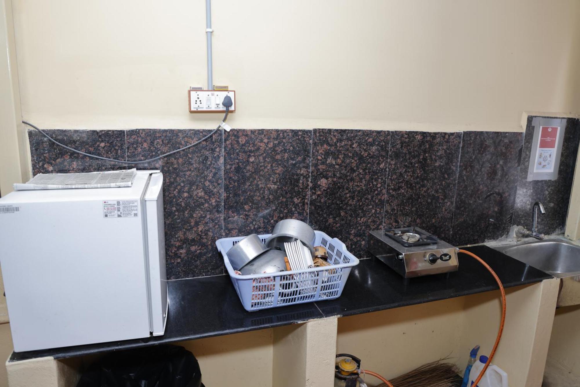 3 Bhk Non-ac For 4 To 10 Guests For Families Apartment *