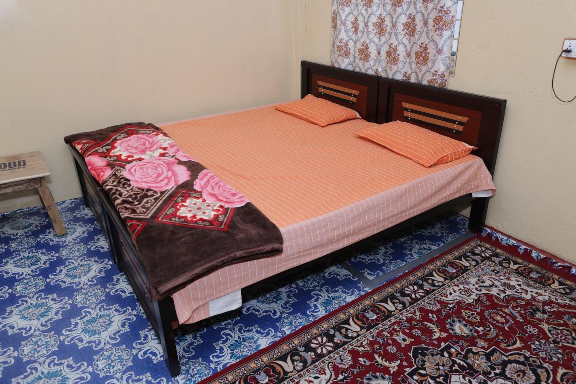 3 Bhk Non-ac For 4 To 10 Guests For Families * Hyderabad