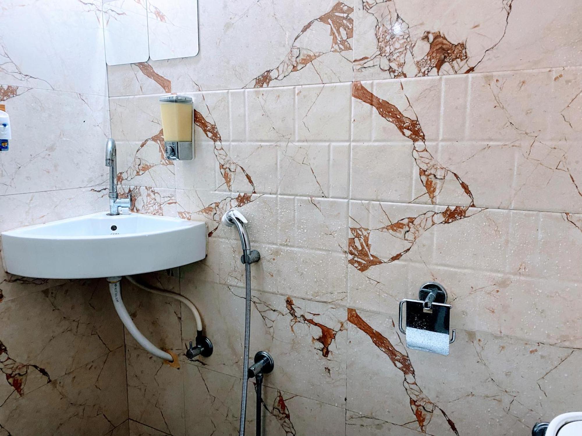 Apartment Bms - 2 Bhk Lux Ac Only For Family's *