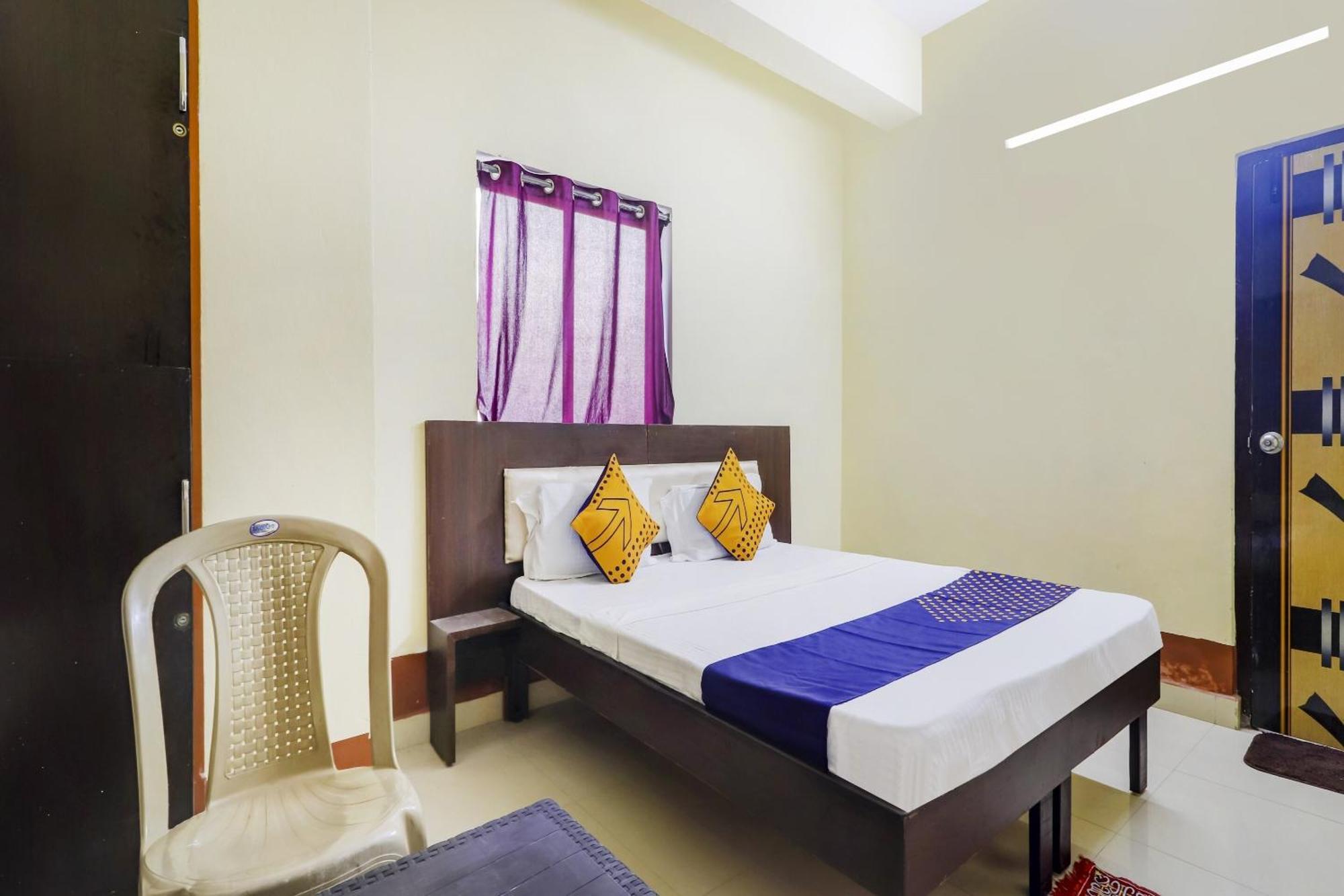 O Srinidhi Near Bharat Nagar Metro Station 2* Hyderabad