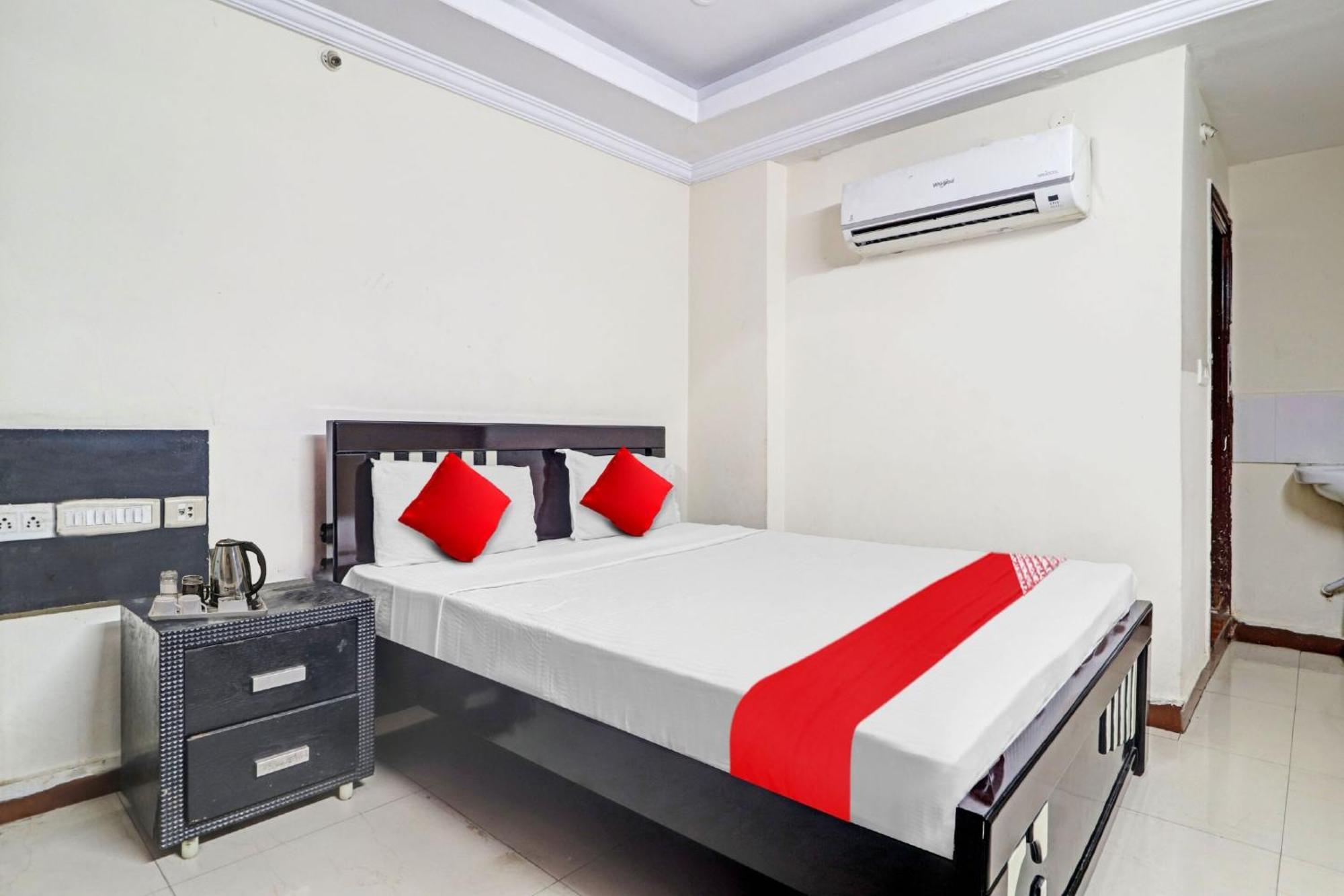 Collection O Sai Paradise Luxury Rooms 3*