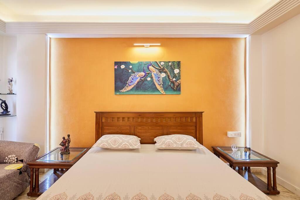 Rooftop-1bhk For Families Only @himayathnagar Apartment Hyderabad