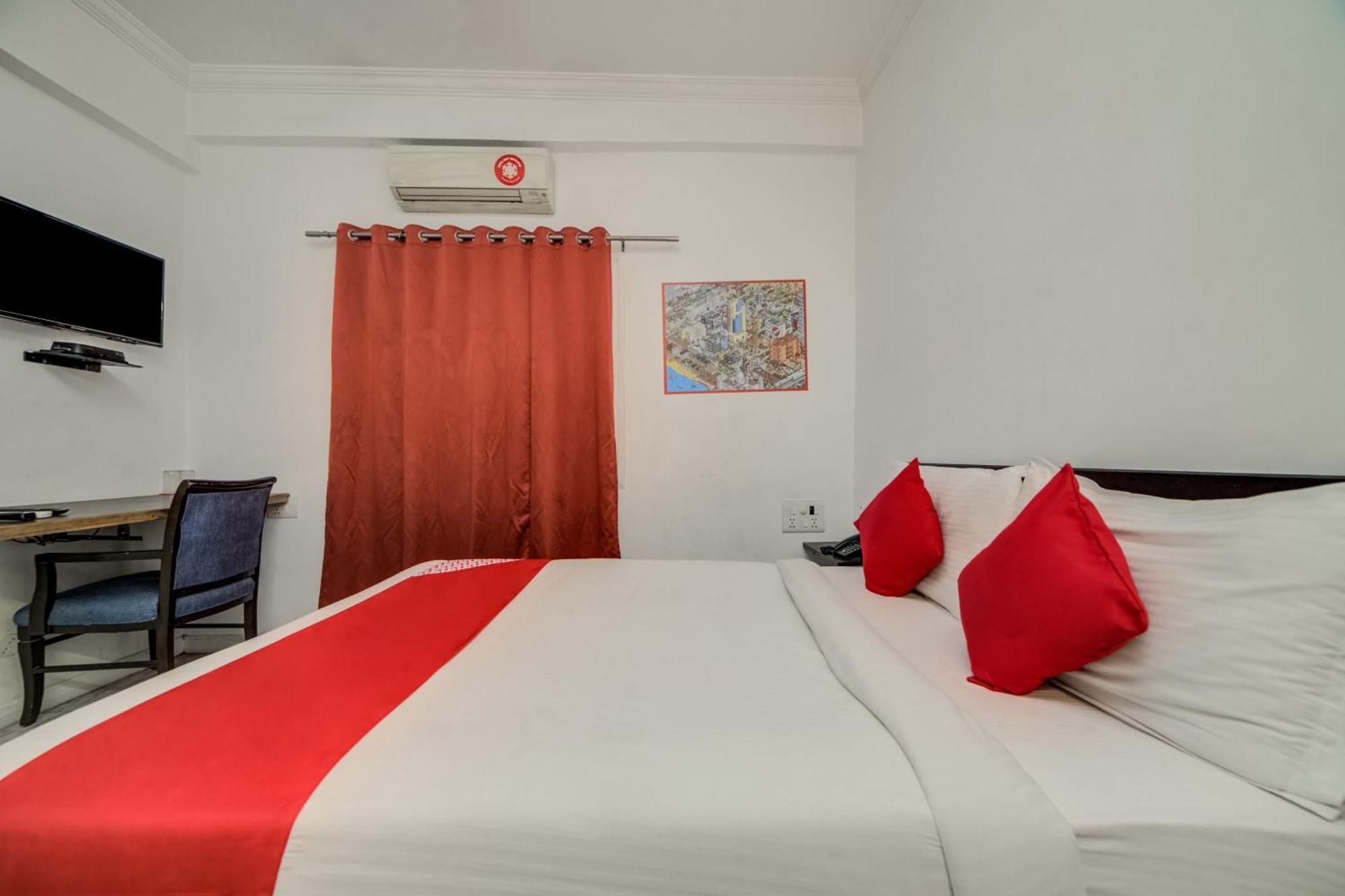 Hotel Super O Jntu College Near Lulu Mall, Kphb Colony. Hyderabad