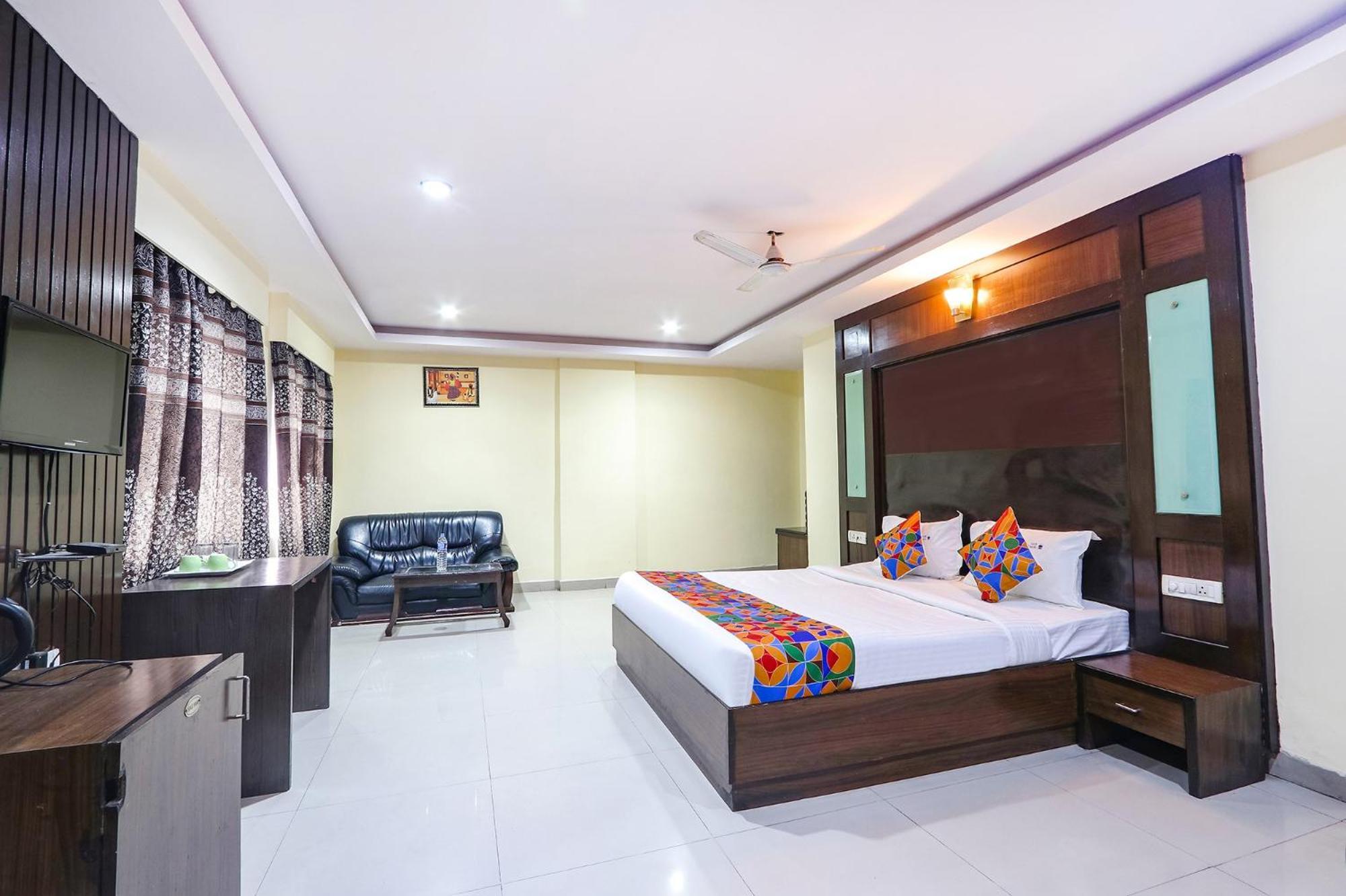 Fabhotel Royal Residency Ii - Nr Lakdikapul Metro Station Hyderabad