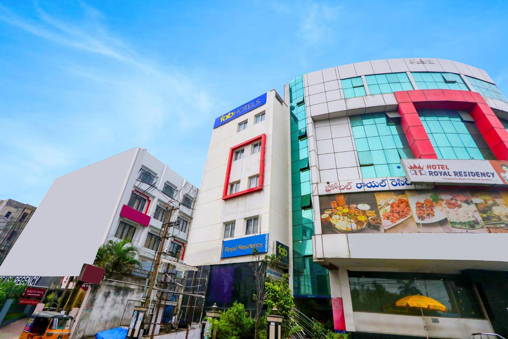 Hotel Fabhotel Royal Residency Ii - Nr Lakdikapul Metro Station 3*