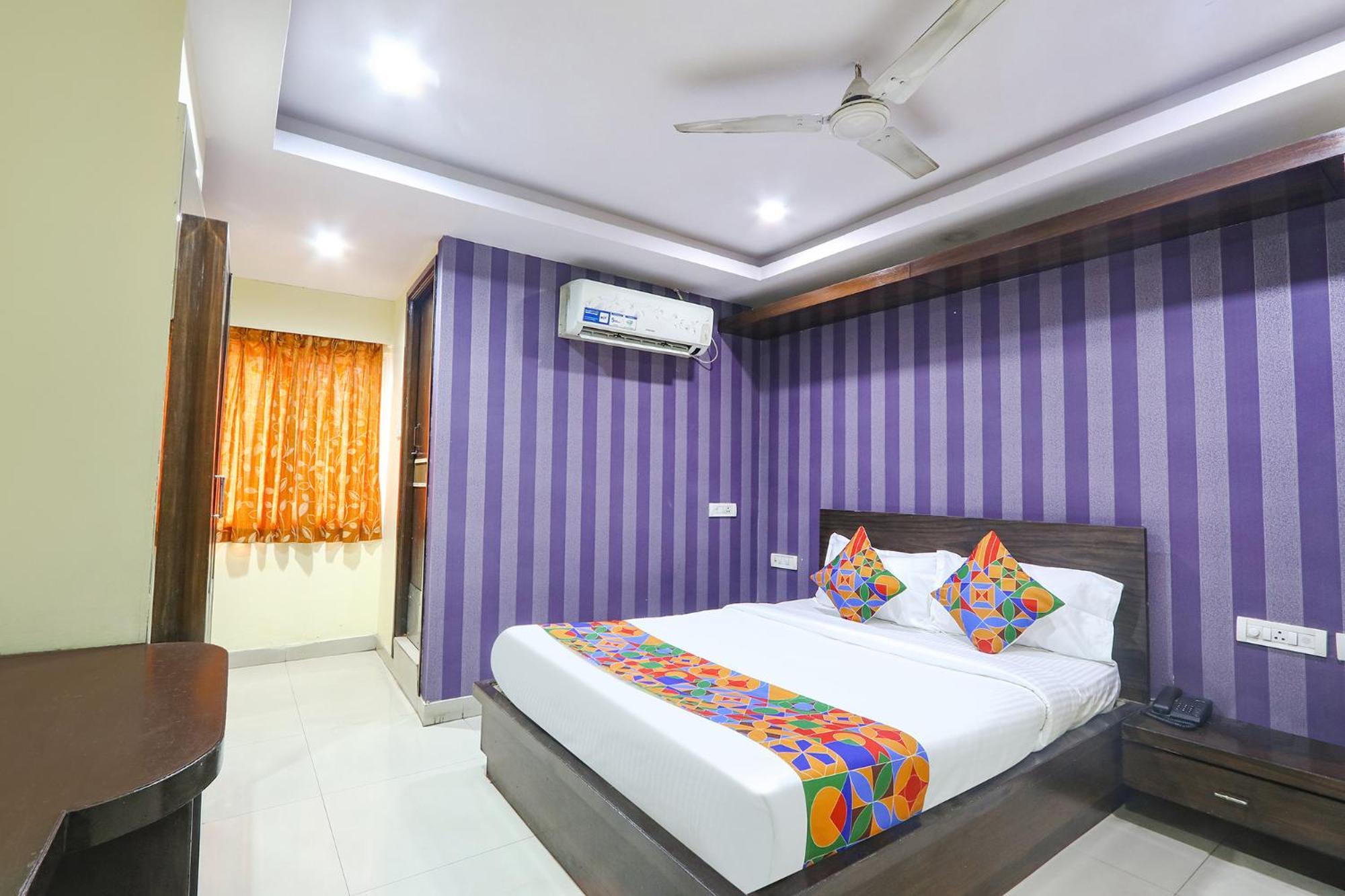 Hotel Fabhotel Royal Residency Ii - Nr Lakdikapul Metro Station