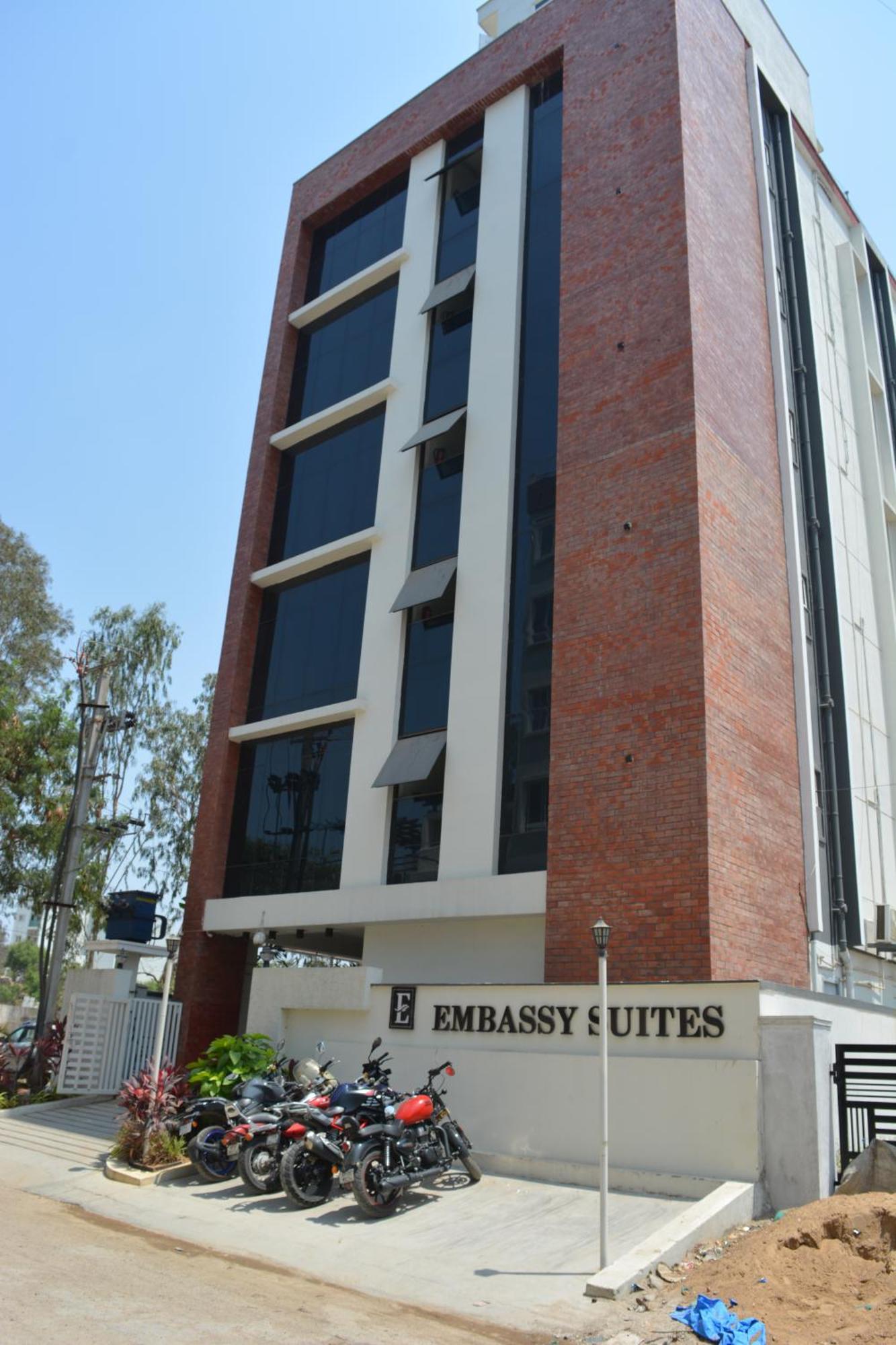 Homestay The Embassy *