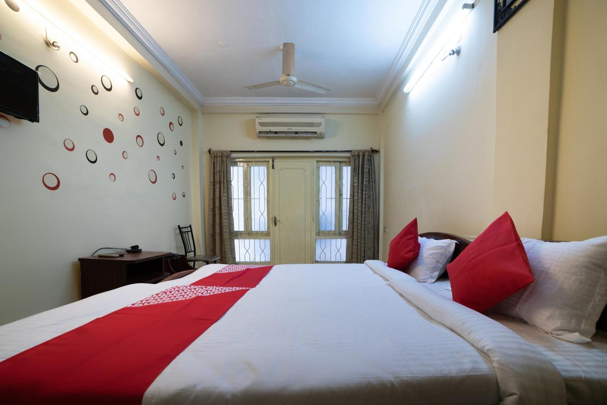 Hotel Oyo Th Hyderabad