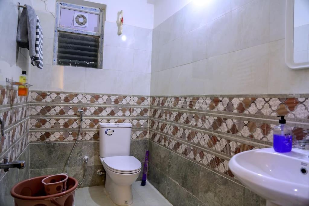 Casa Nova 1 Bedroom & Shared Kitchen-gachibowli Apartment Hyderabad
