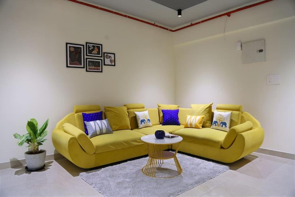 Apartment Casa Nova 1 Bedroom & Shared Kitchen-gachibowli