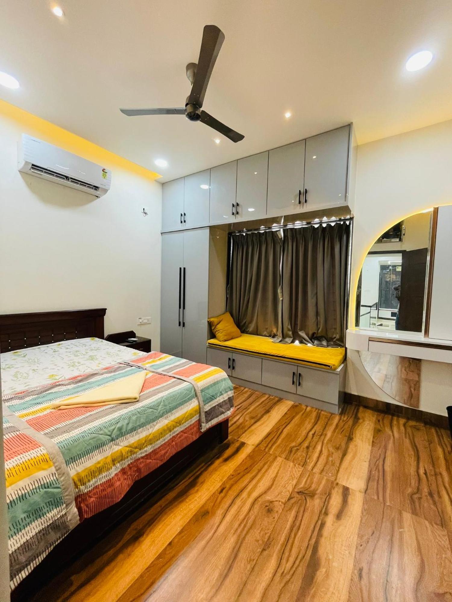 Luxurious Garden View Duplex In Villa Hyderabad