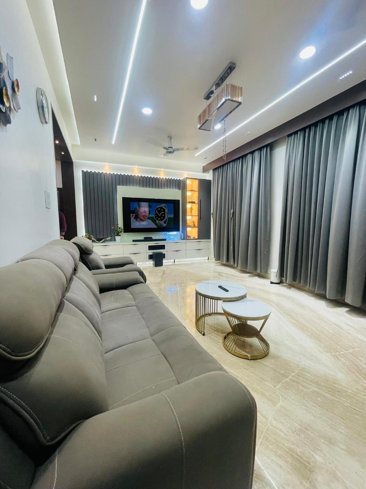 Villa Luxurious Garden View Duplex In