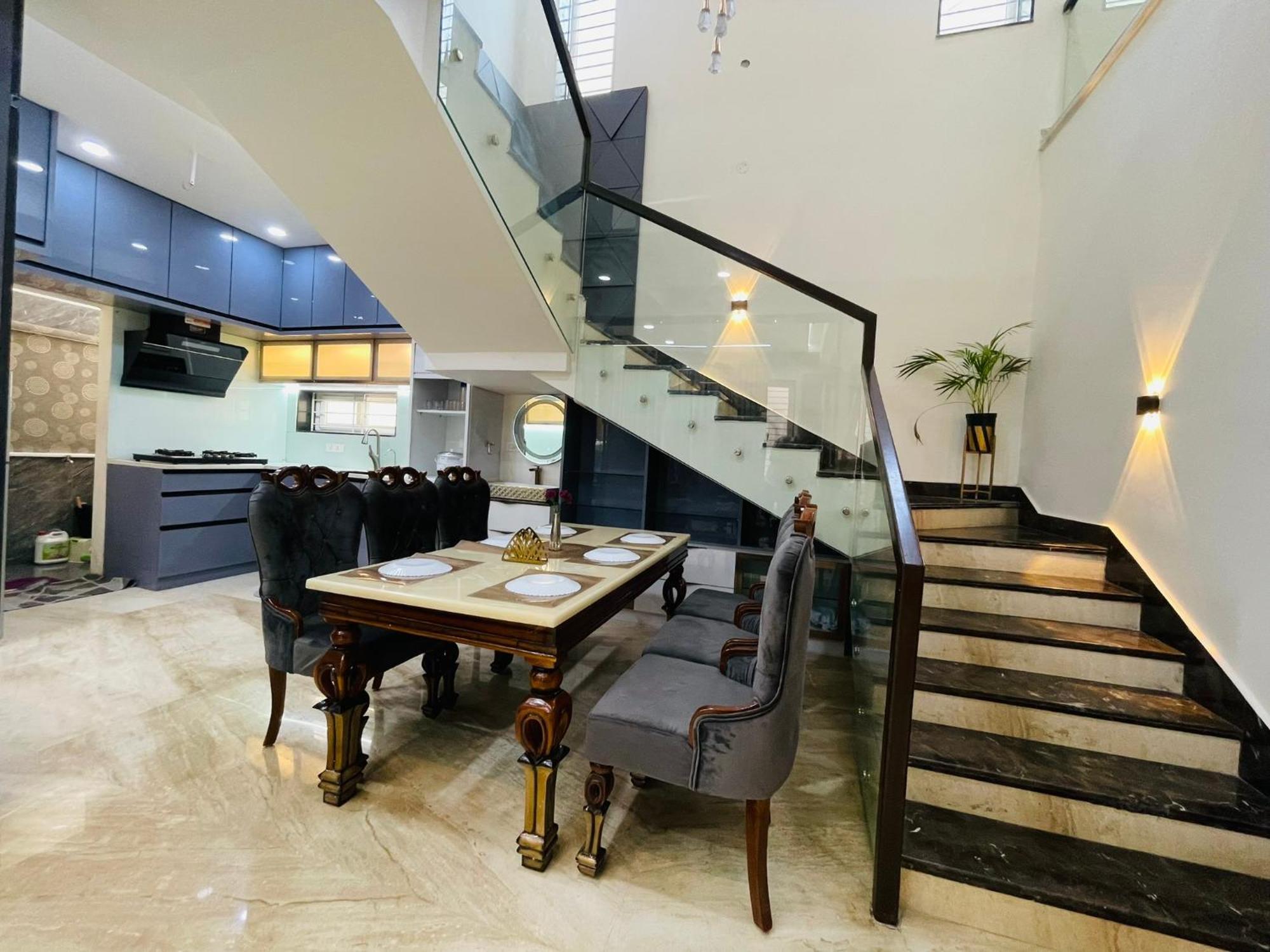 Luxurious Garden View Duplex In Hyderabad