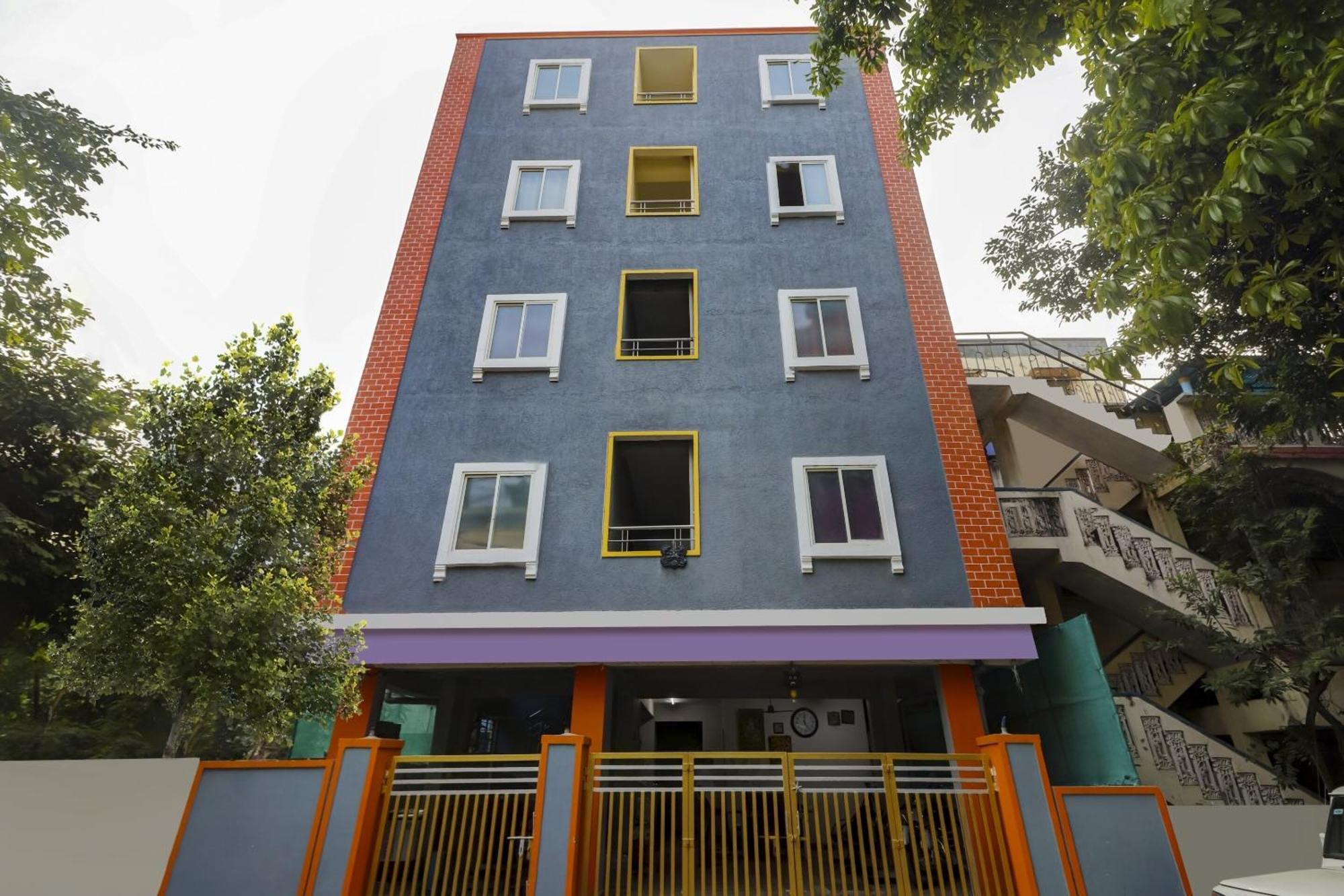 Hotel O Srinidhi Near Bharat Nagar Metro Station