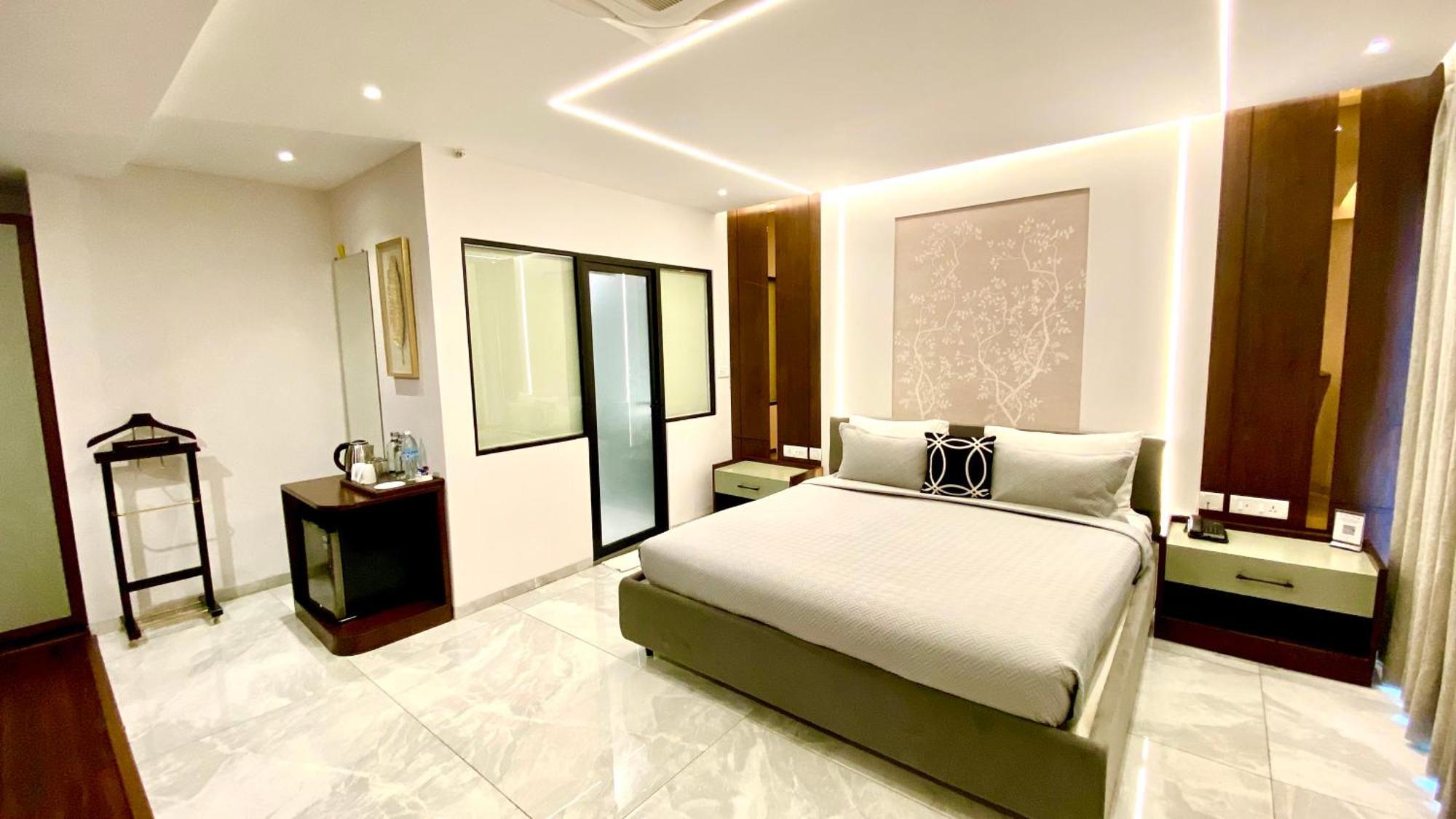 Hotel The Manohar Hyderabad