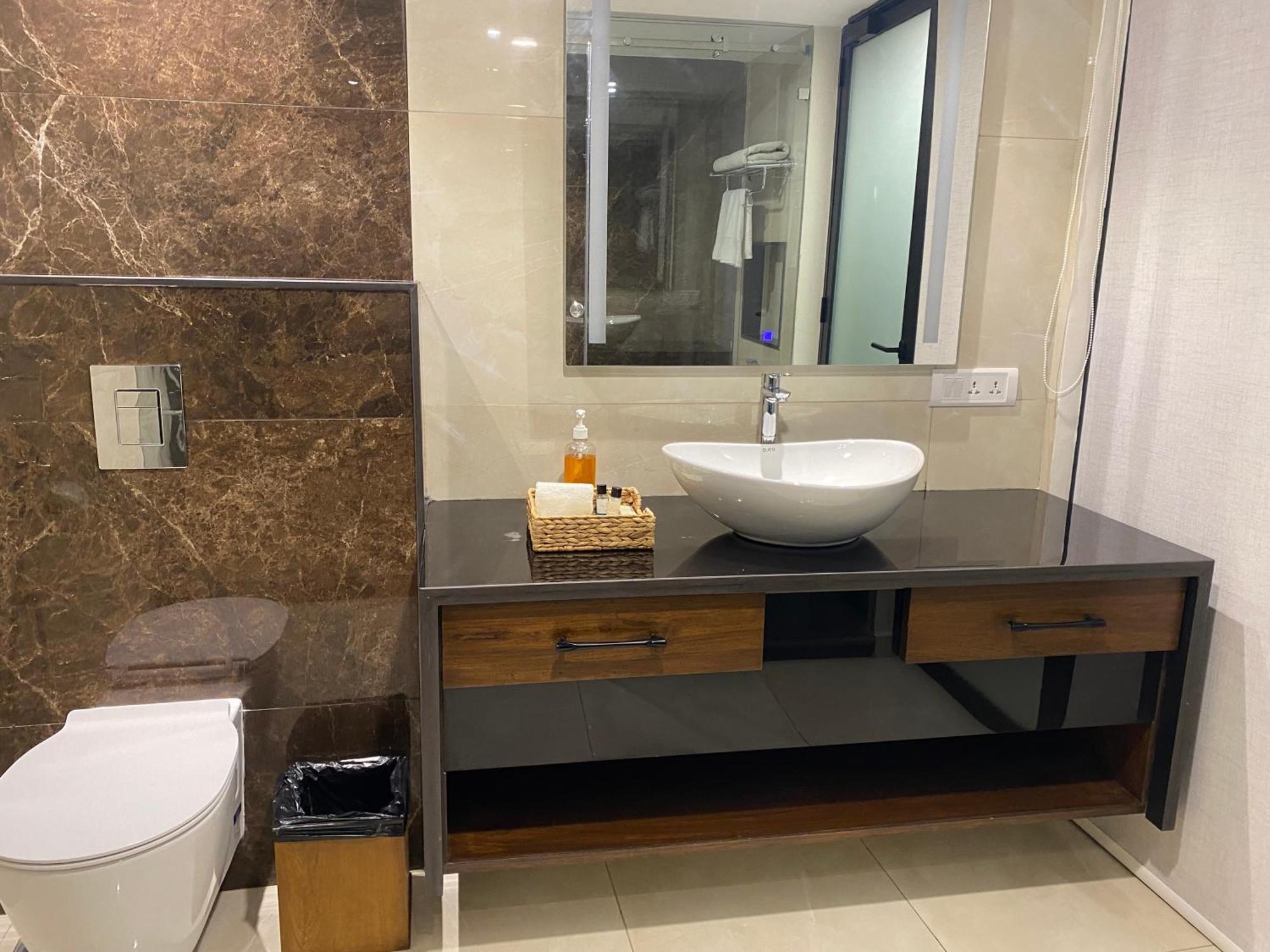 Hotel The Manohar