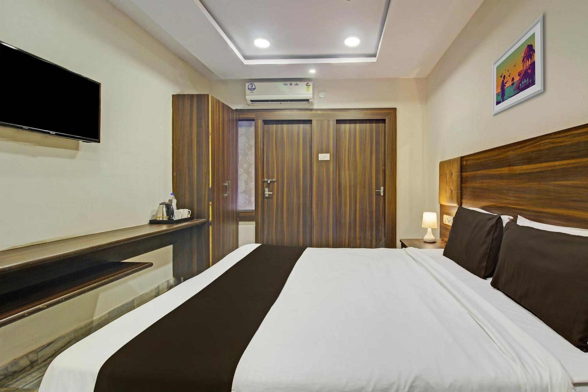 Hotel O Srujana