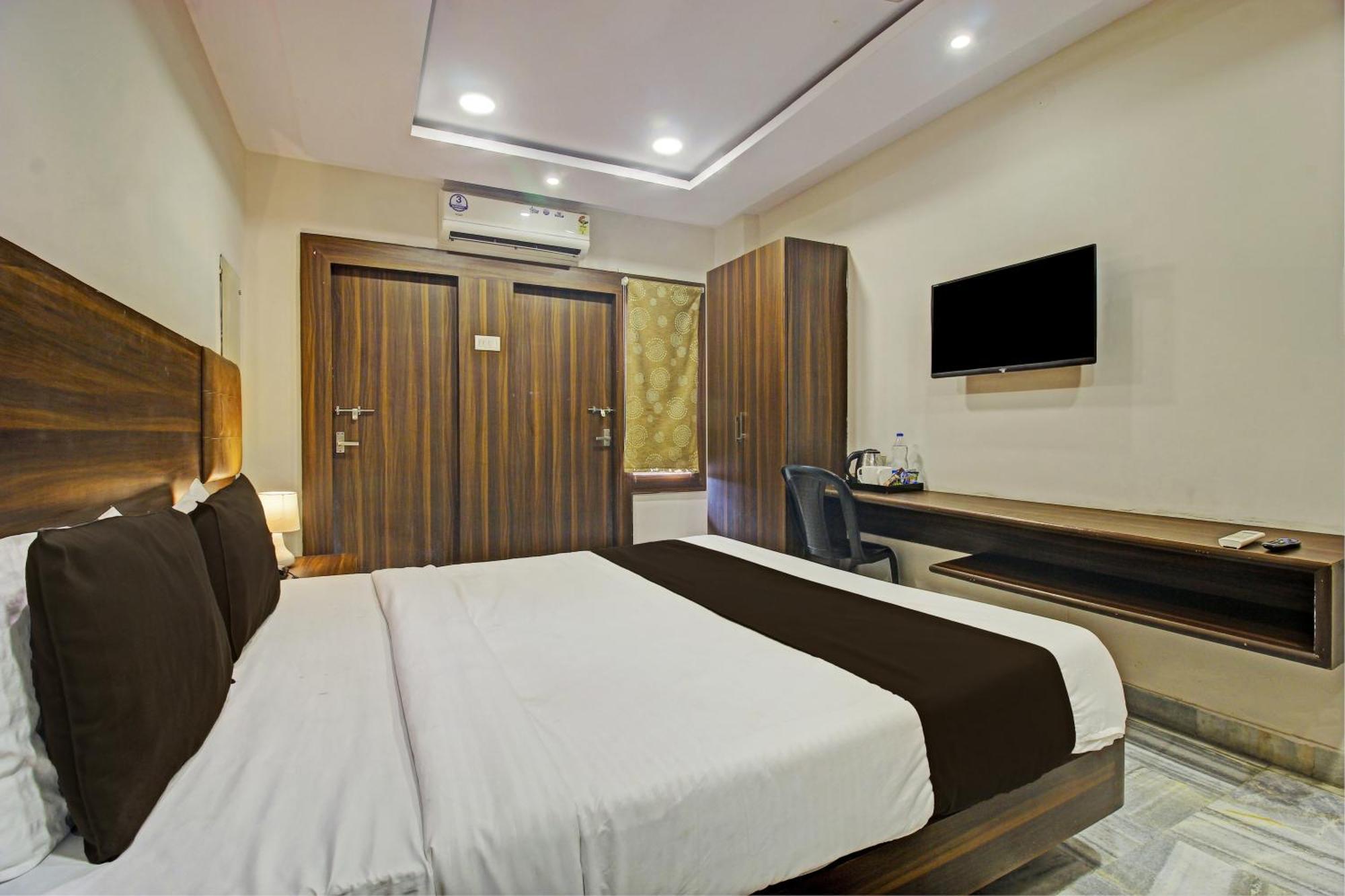 Hotel O Srujana 3*