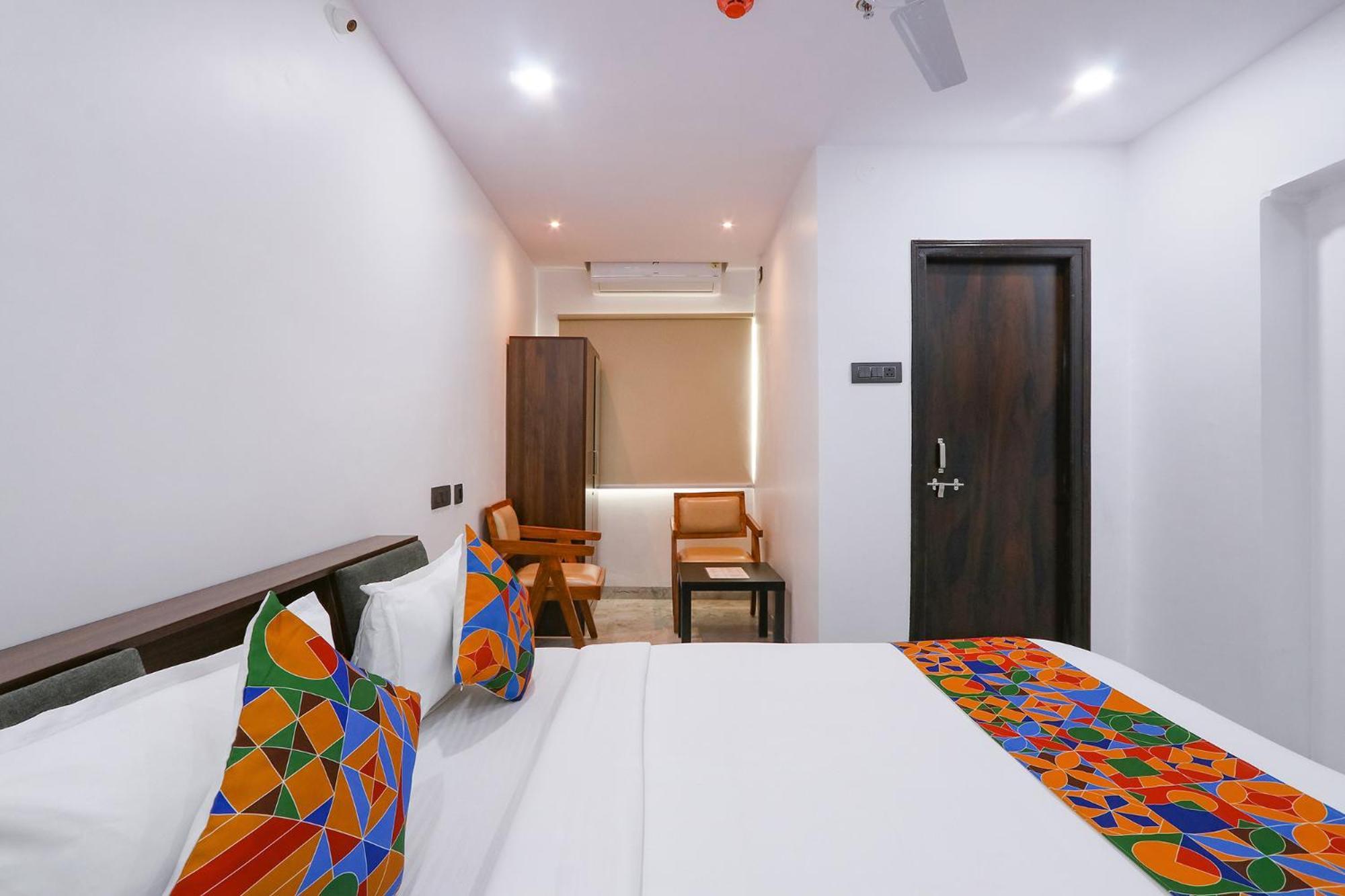 Fabhotel Rk Residency - Nr Sr Nagar Metro Station, Ameerpet