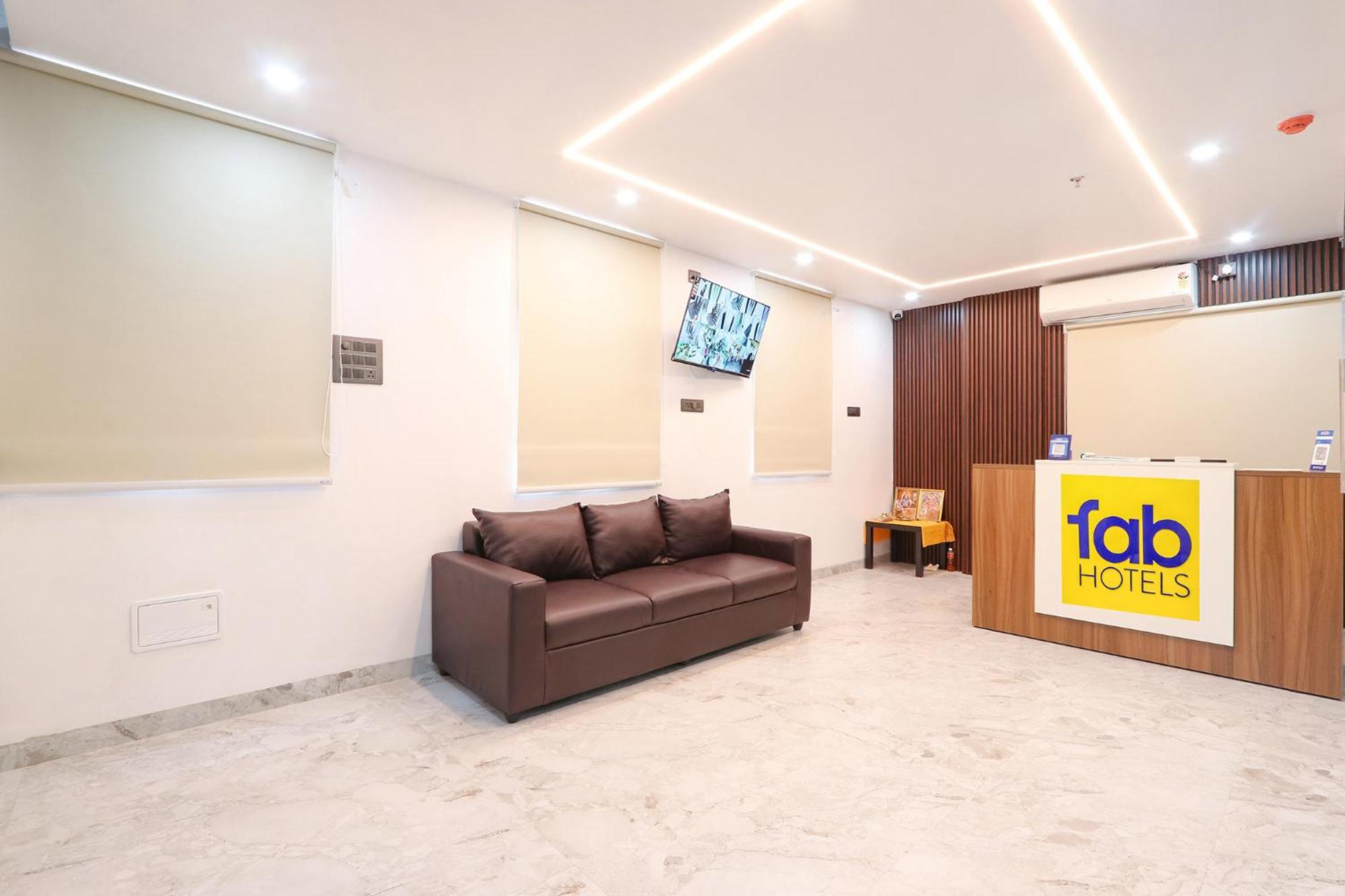 Hotel Fabhotel Rk Residency - Nr Sr Nagar Metro Station, Ameerpet 2*
