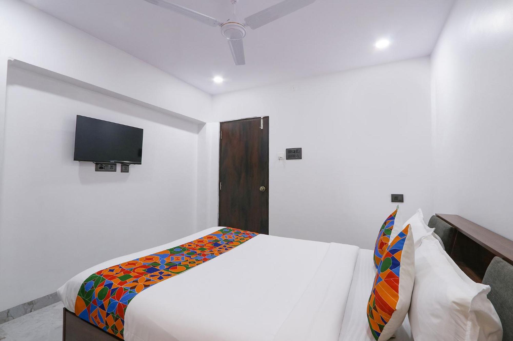 Fabhotel Rk Residency - Nr Sr Nagar Metro Station, Ameerpet 2*