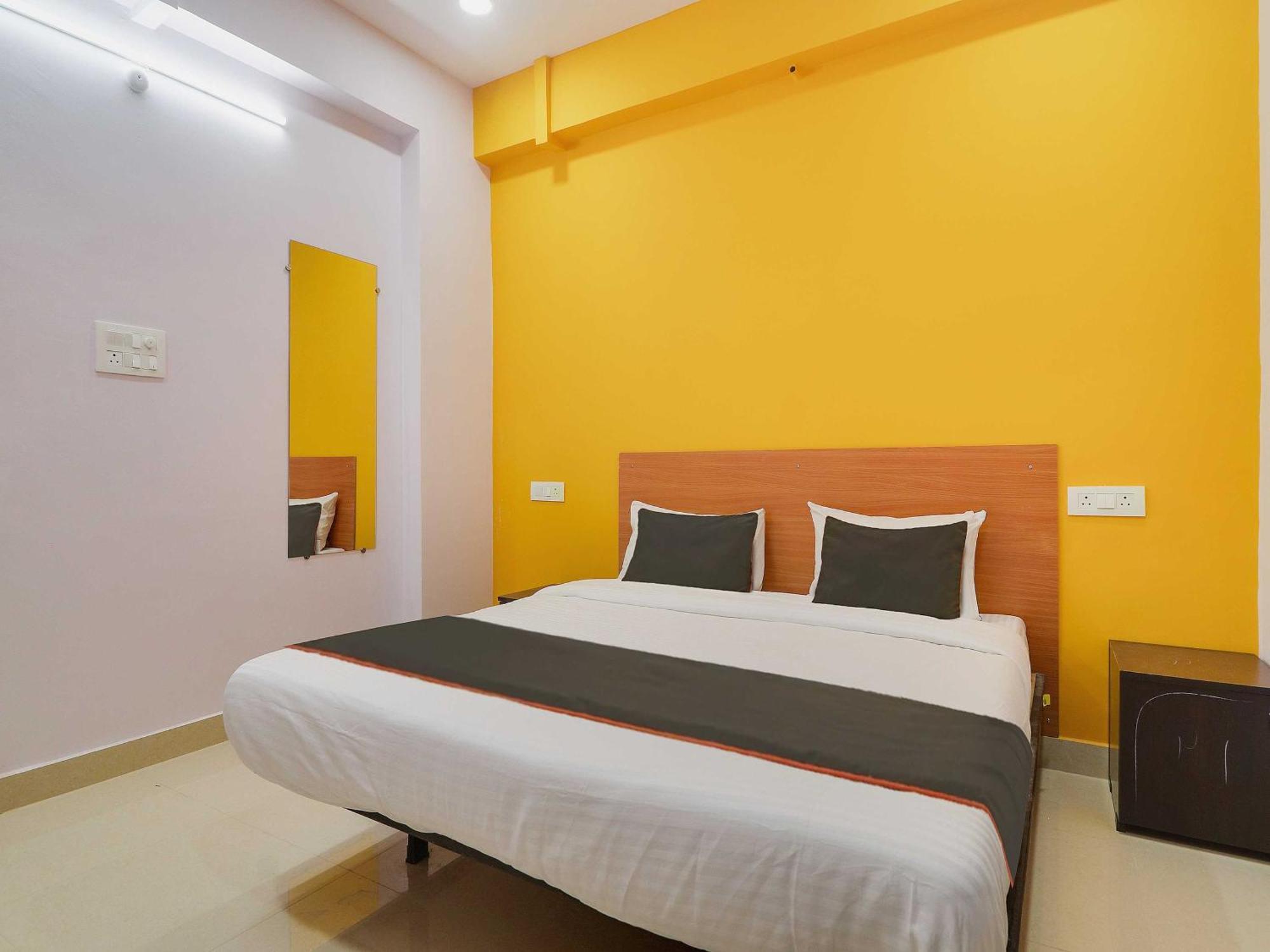 Hotel Collection O Rbs Kothapet-nagole Road