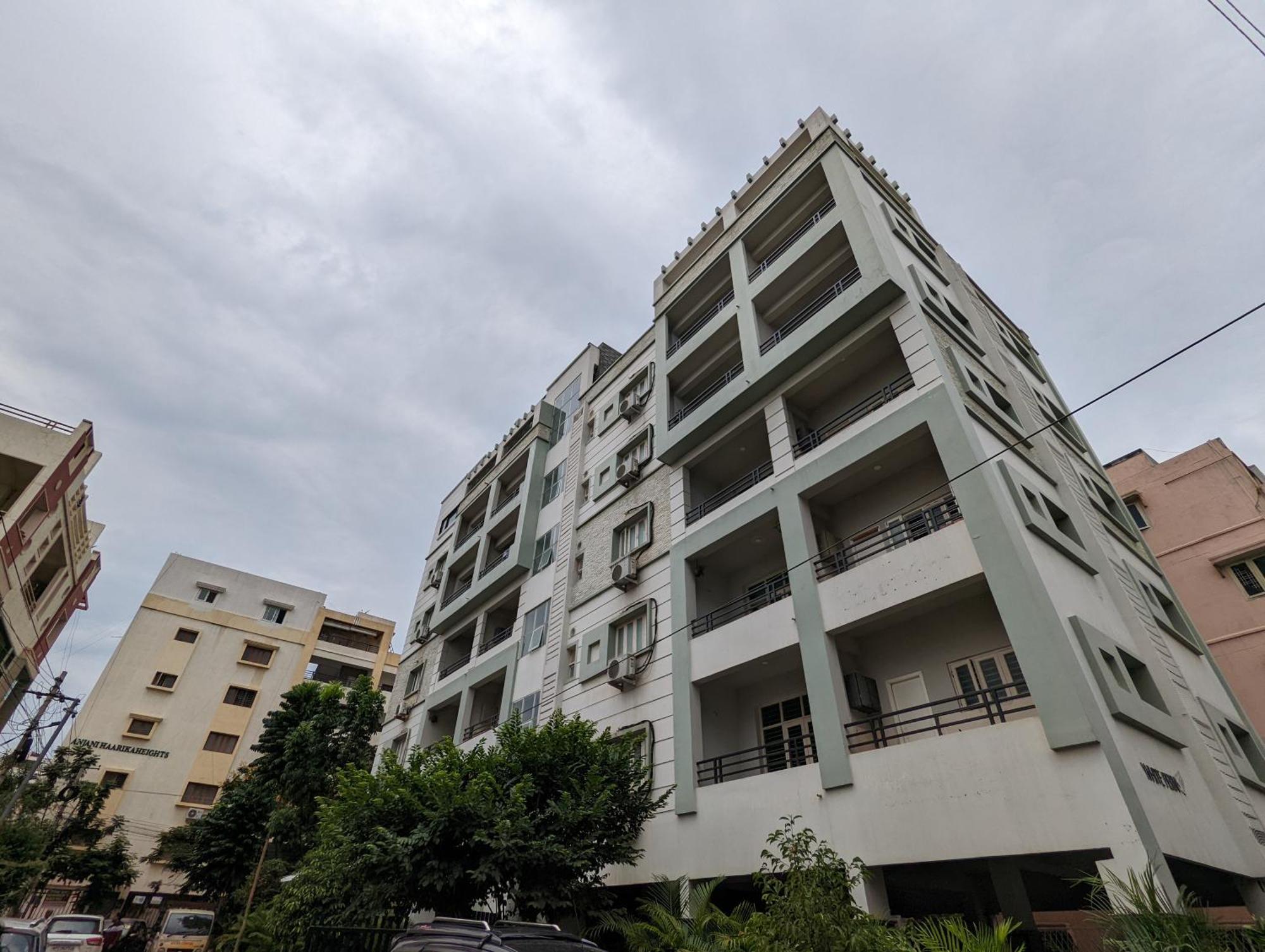 White Fern Serviced - Gachibowli
