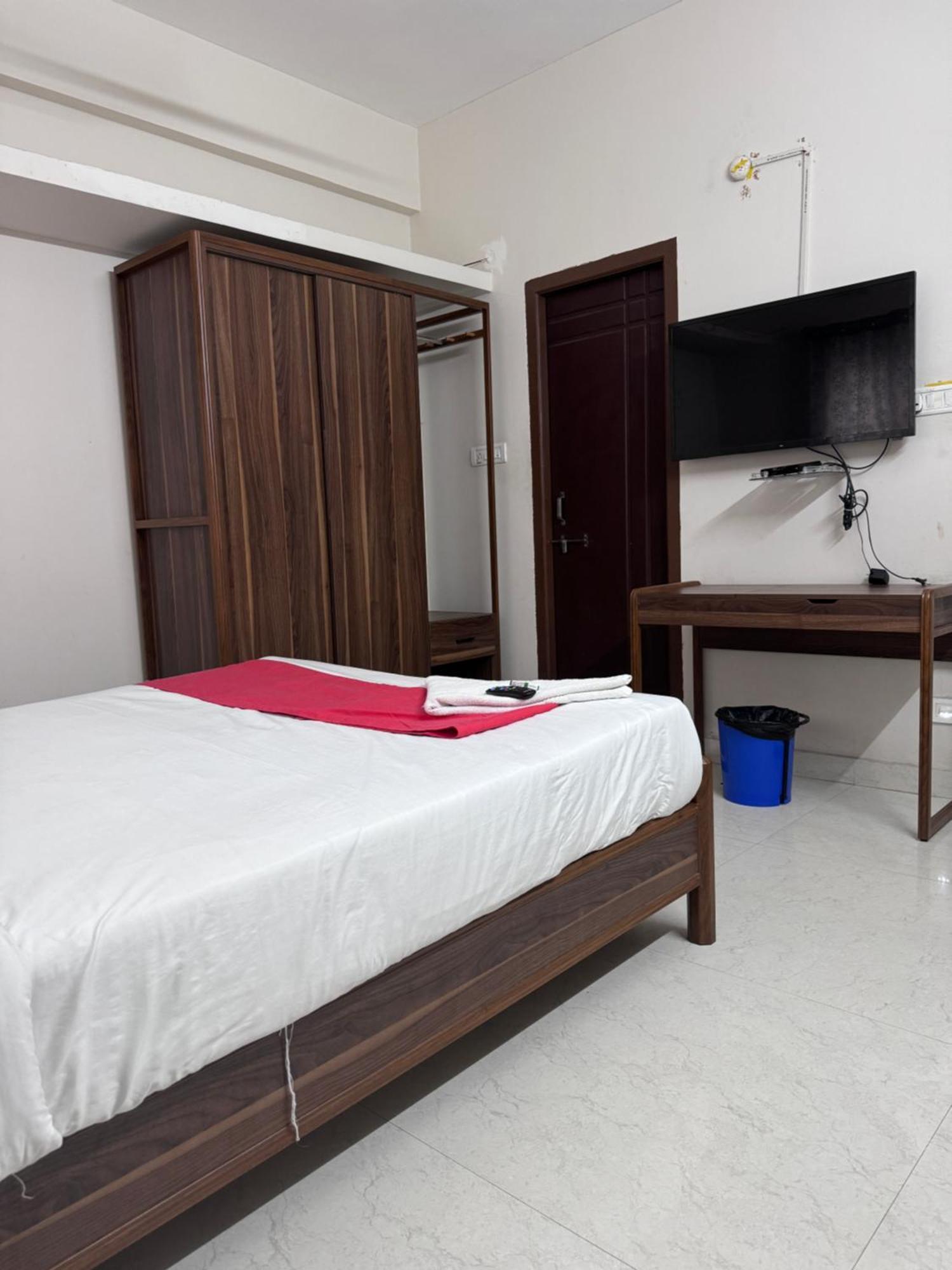 Happy Living Hotel 3*