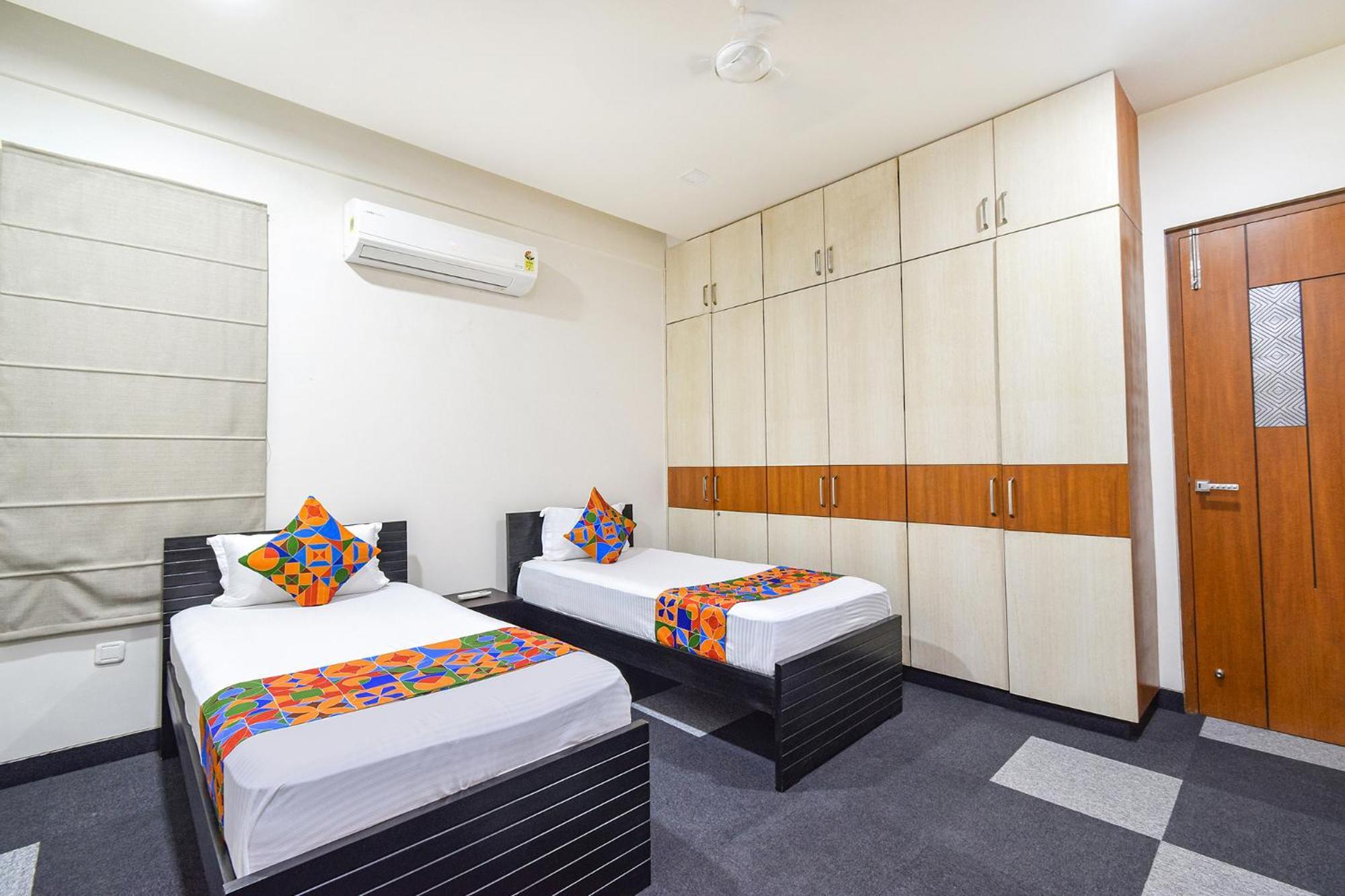 Fabhotel De Alphabet Ii - Nr Ameerpet Metro Station