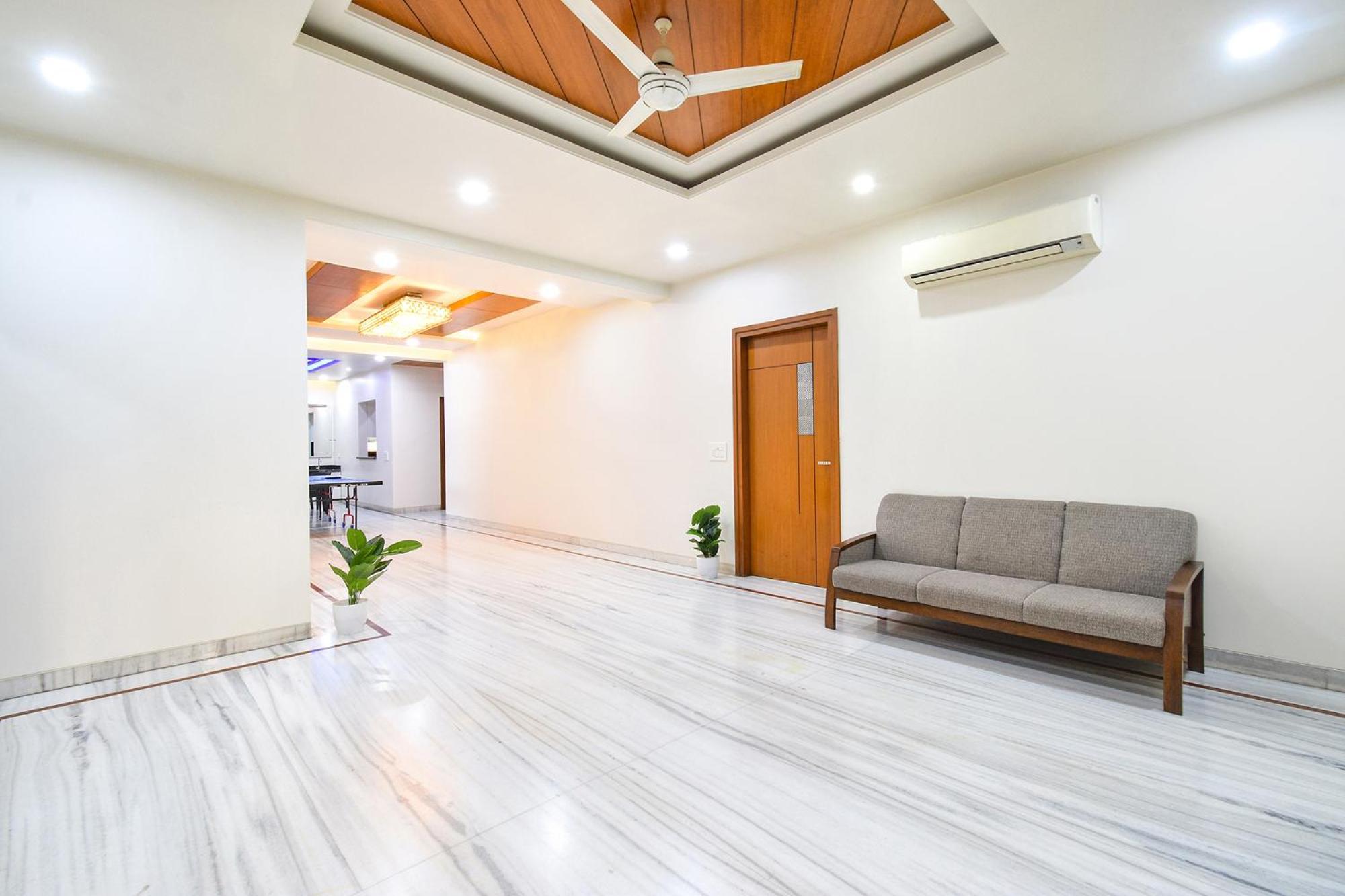 Fabhotel De Alphabet Ii - Nr Ameerpet Metro Station *