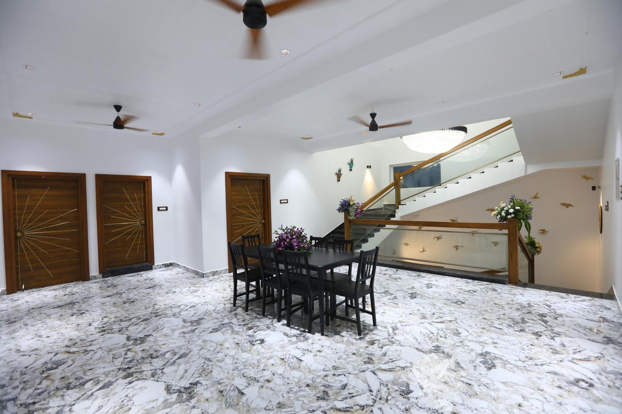 Poorna Farmhouse With Private Pool And Jacuzzi *
