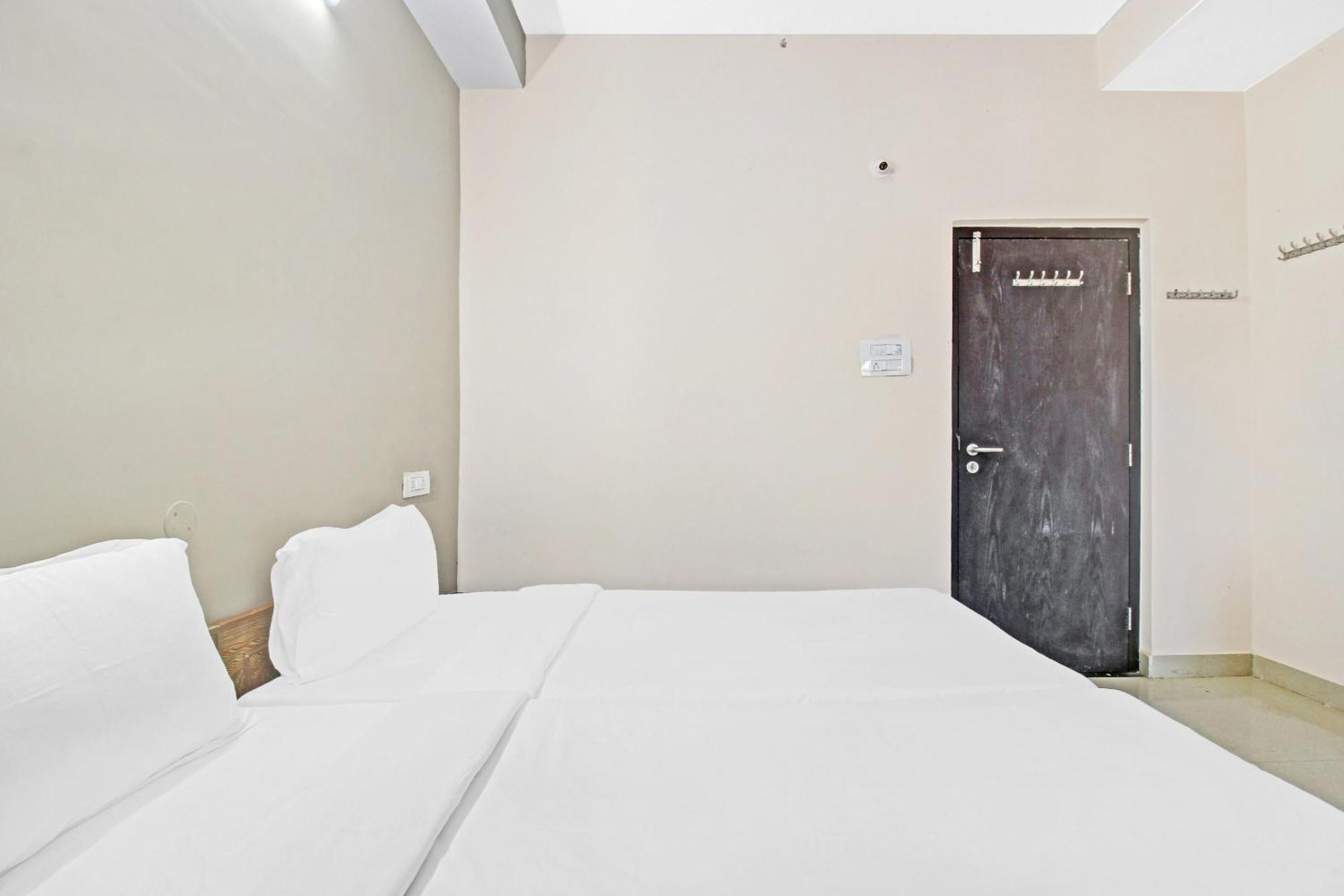 O Hillside Dlf Gachibowli Near Shilparamam