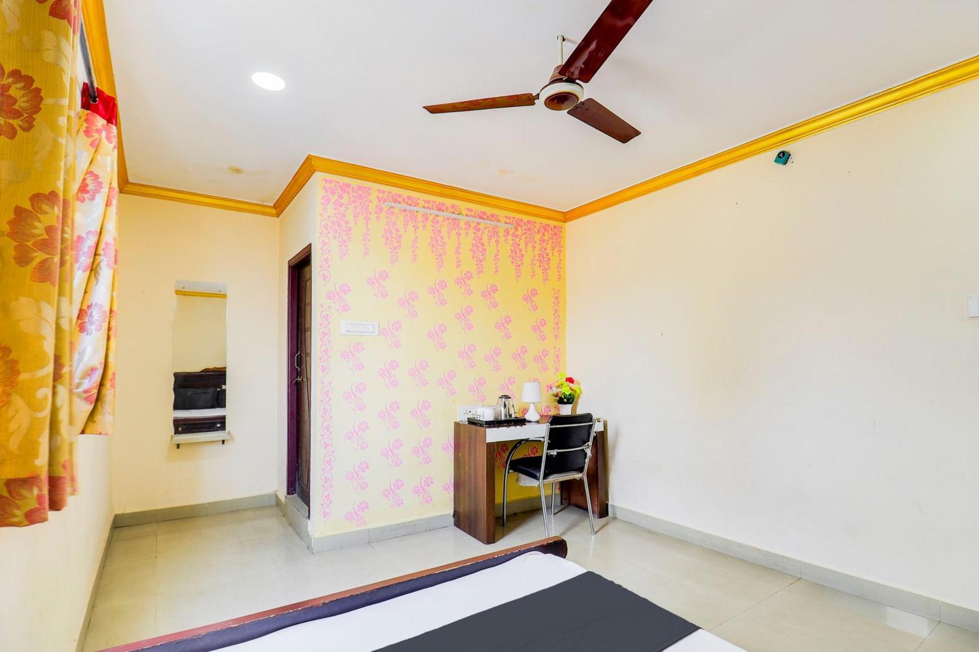 Hotel Collection O New Royal Plaza Nampally