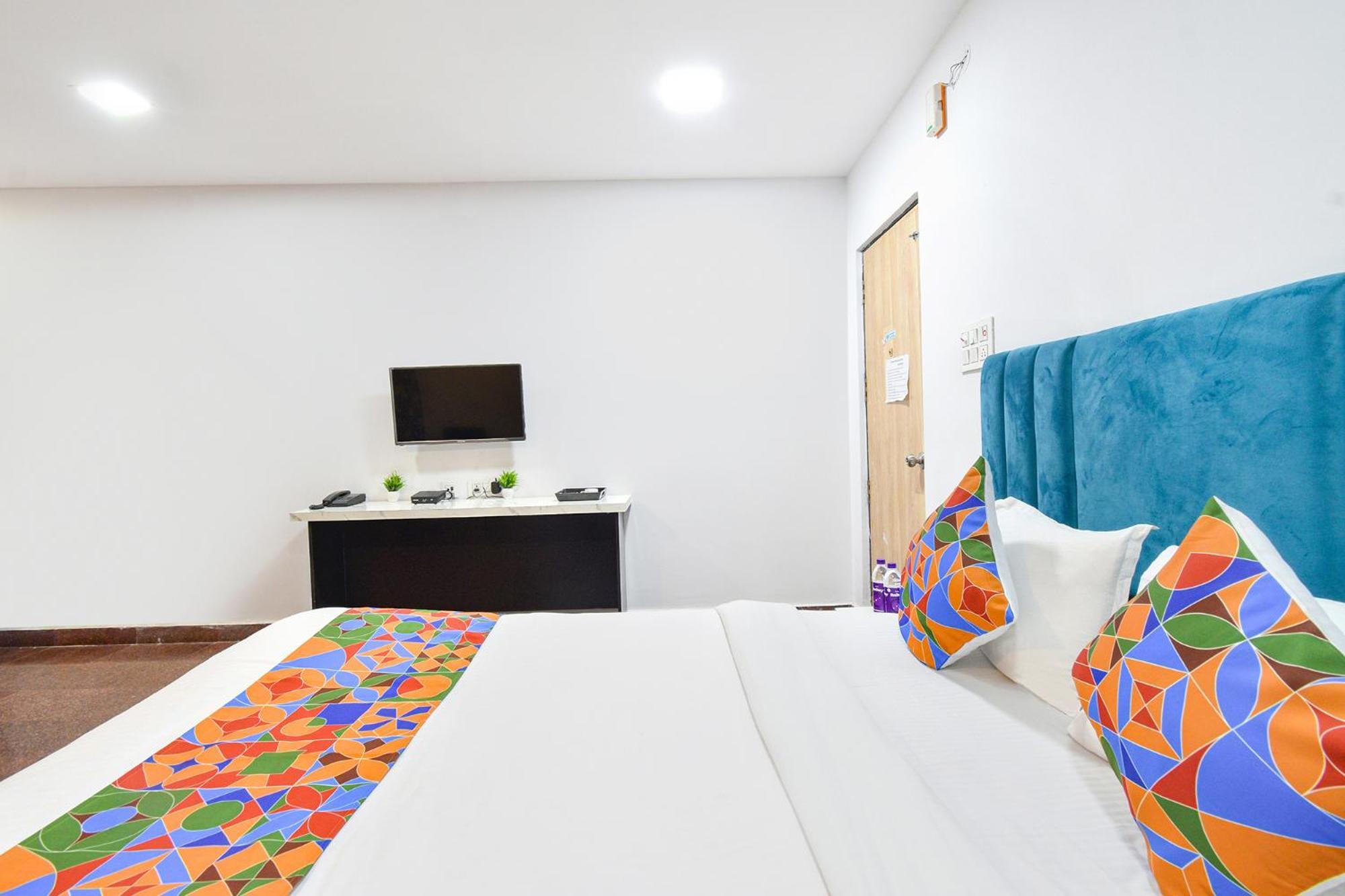 Fabhotel Casa Grand - Nr Us Consulate, Financial District *