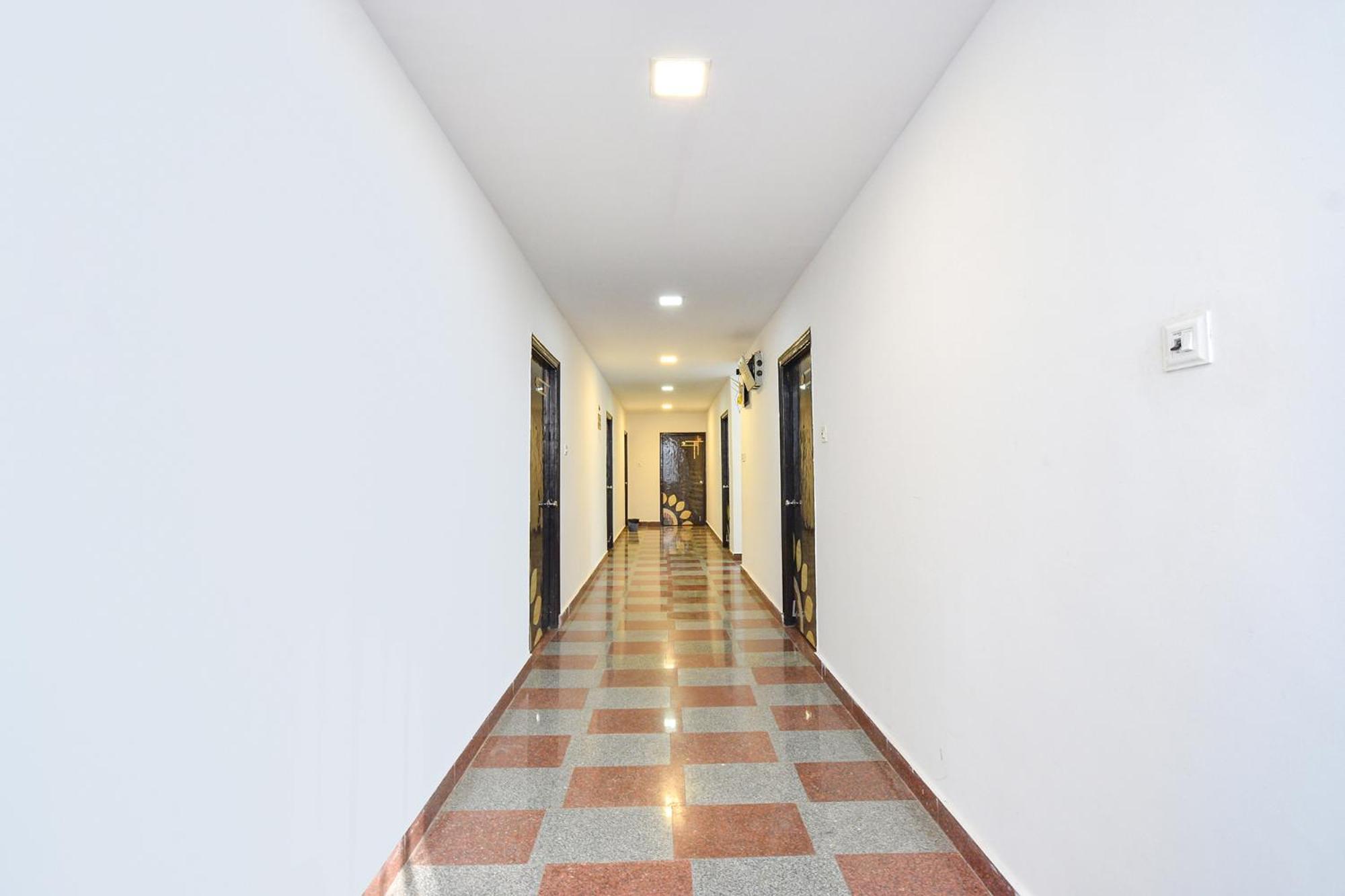 Hotel Fabhotel Casa Grand - Nr Us Consulate, Financial District *